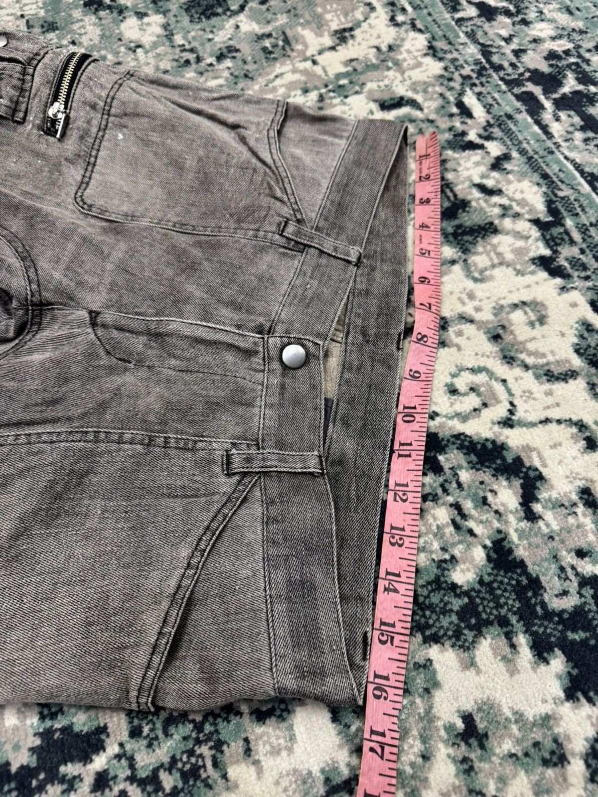 Patrick Cox PATRICK COX WANNABE MULTIPOCKETS CARGO PANTS Size US 32 / EU 48 - 5 Thumbnail