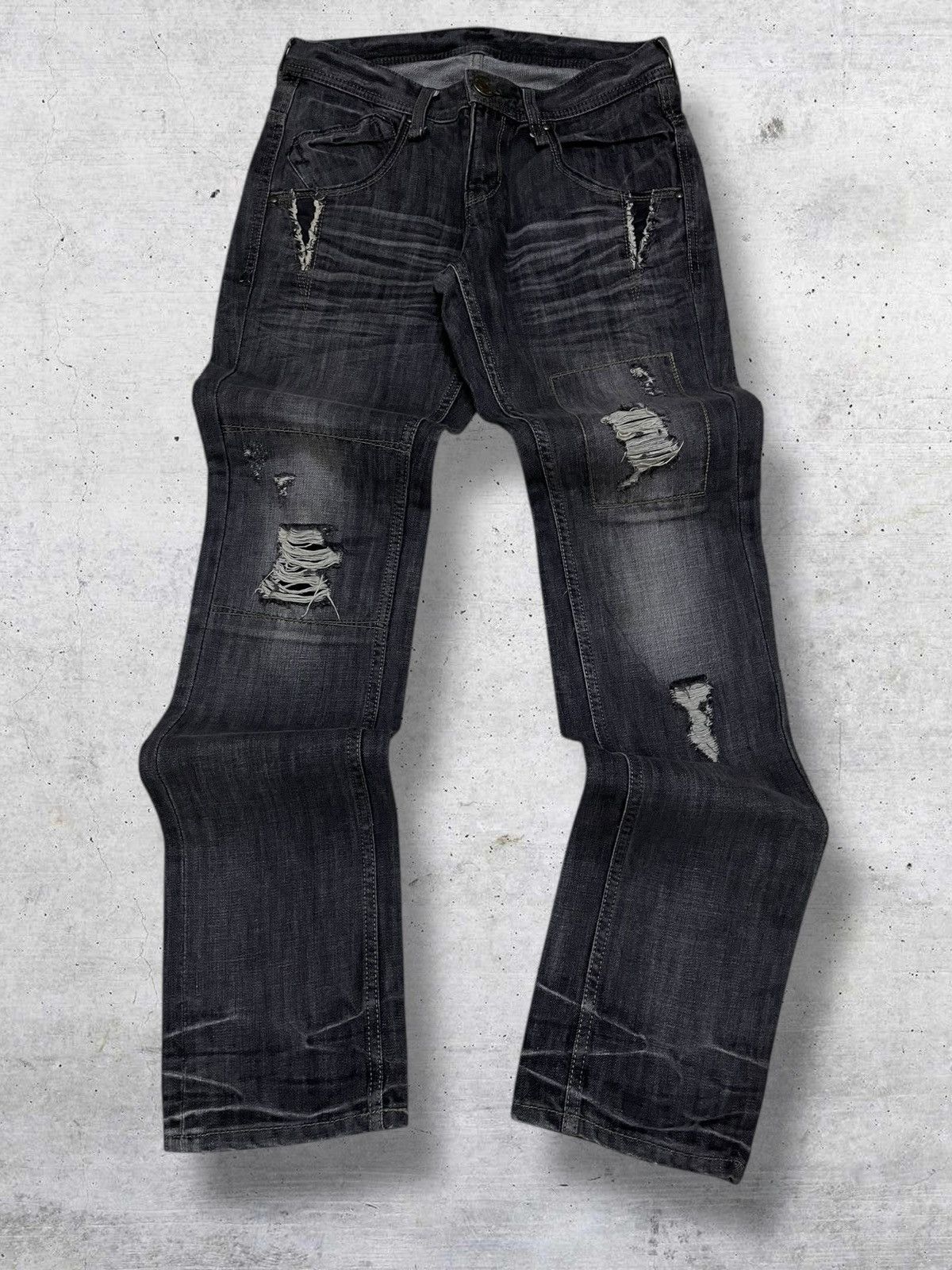 semanticdesign VINTAGE RATTLE TRAP OG JAPAN DESIGNER RIPPED ROCKSTAR DENIM Size US 29 - 1 Thumbnail