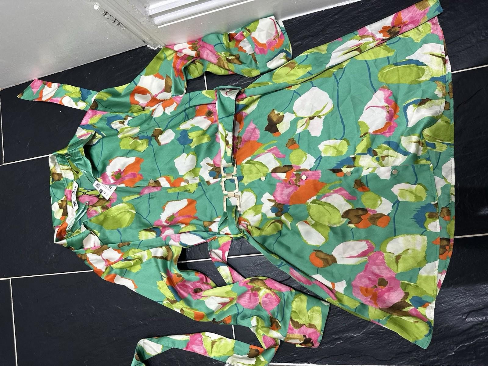 Zara ZARA Green Floral Dress Size M Size M / US 6-8 / IT 42-44 - 2 Thumbnail