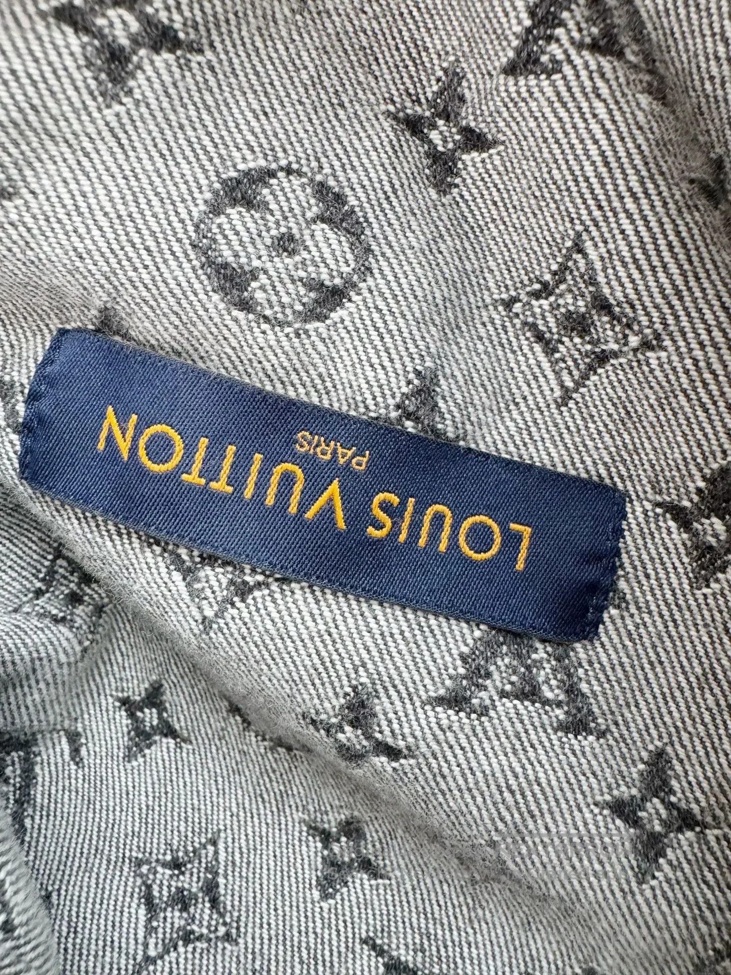Louis Vuitton Louis Vuitton Full Logo Denim Jacket. Size US L / EU 52-54 / 3 - 5 Thumbnail