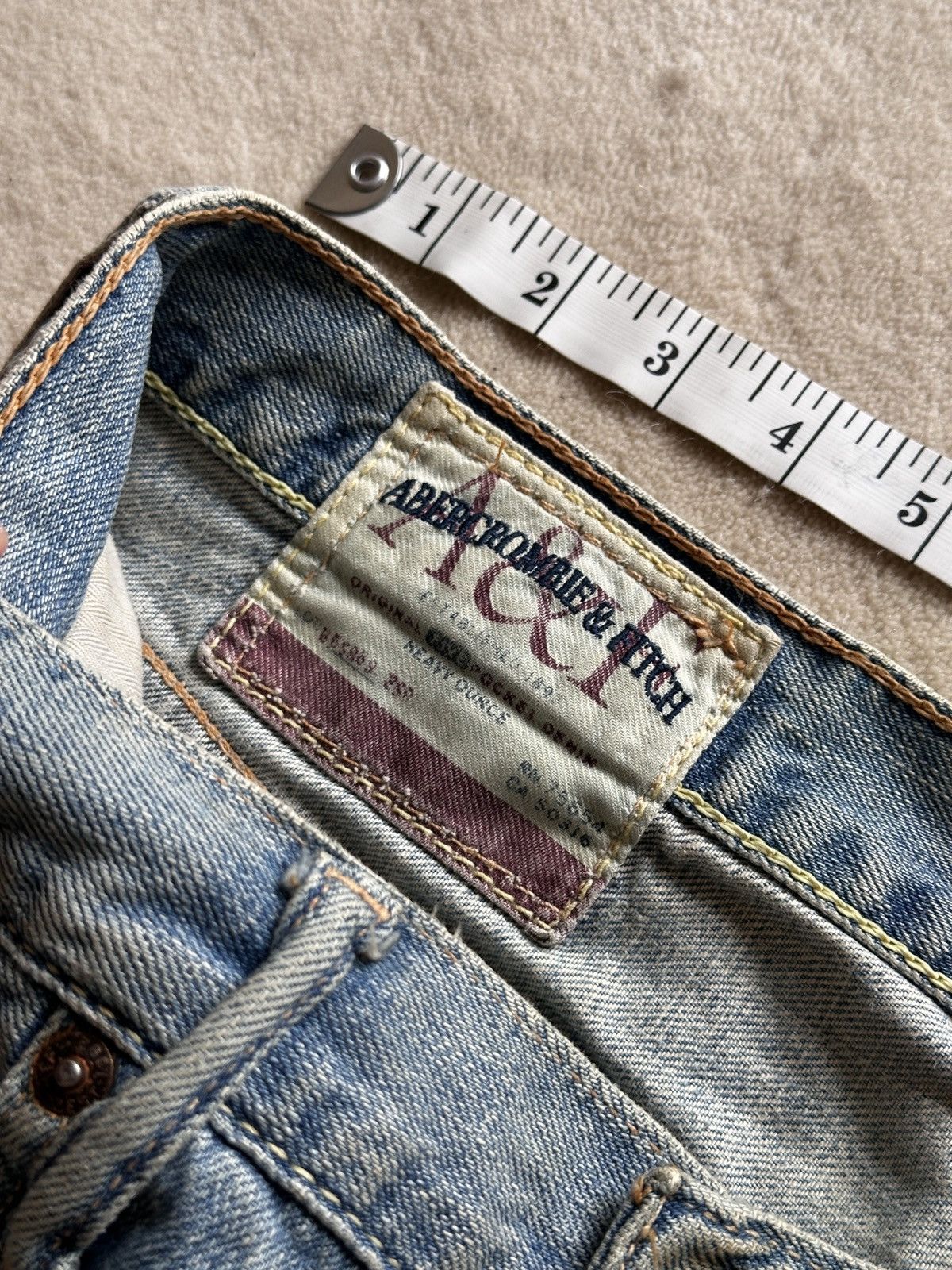 Vintage Abercrombie & Fitch Thrashed Vintage Denim | US33 Size US 33 - 5 Thumbnail