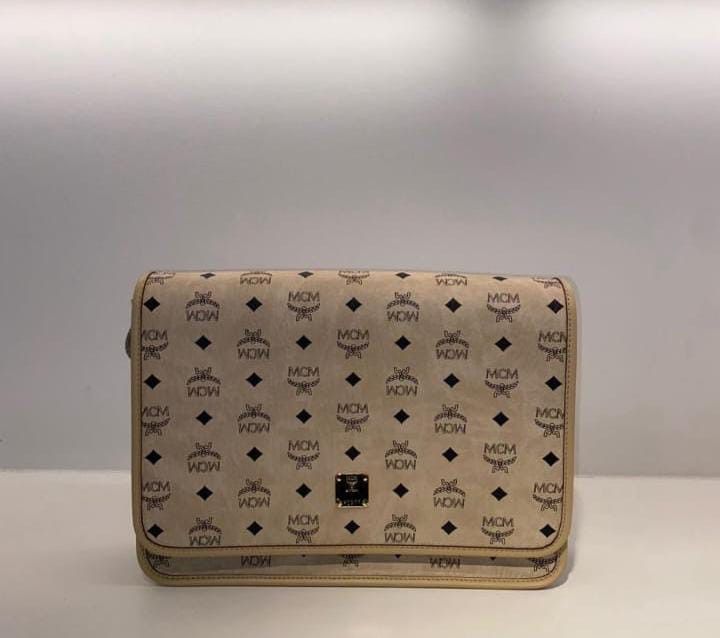 MCM o1mt1gz0625 Size: OS / Messenger Medium Bag in Beige Size ONE SIZE - 1 Preview