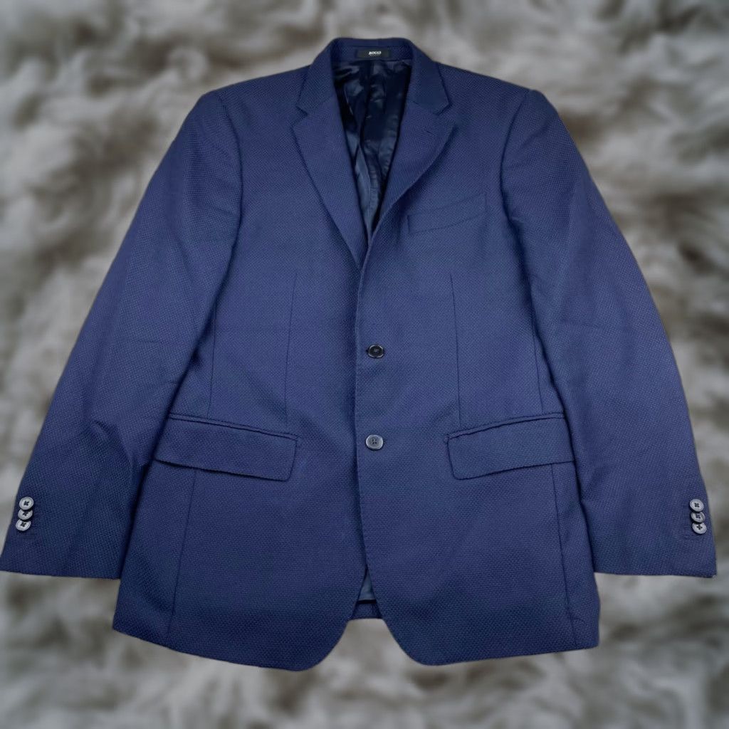 Vintage Boggi Milano Men’s Blazer Navy Blue 2-Button Slim Fit Wool 40R US 50 EU Italy Blazer Notch Lapel Single-Breasted Jacket (Regular) Mens Size 40R - 1 Thumbnail
