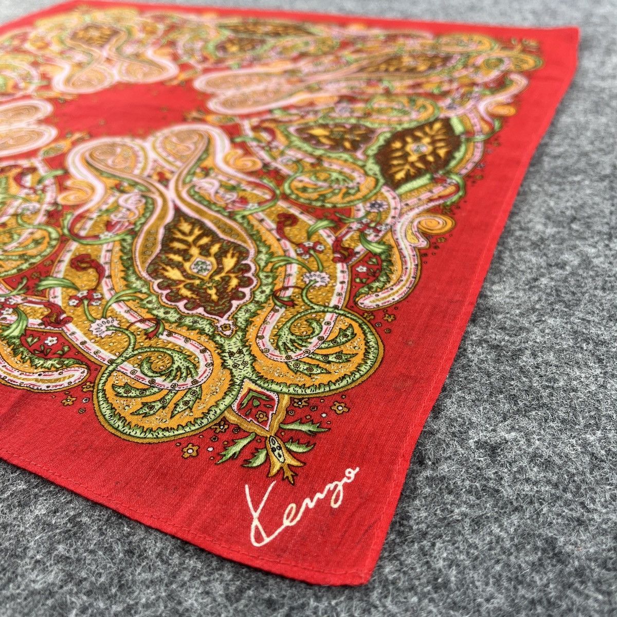 Kenzo × Vintage Kenzo Handkerchief / Bandana / Neckerchief B032 Size ONE SIZE - 5 Thumbnail