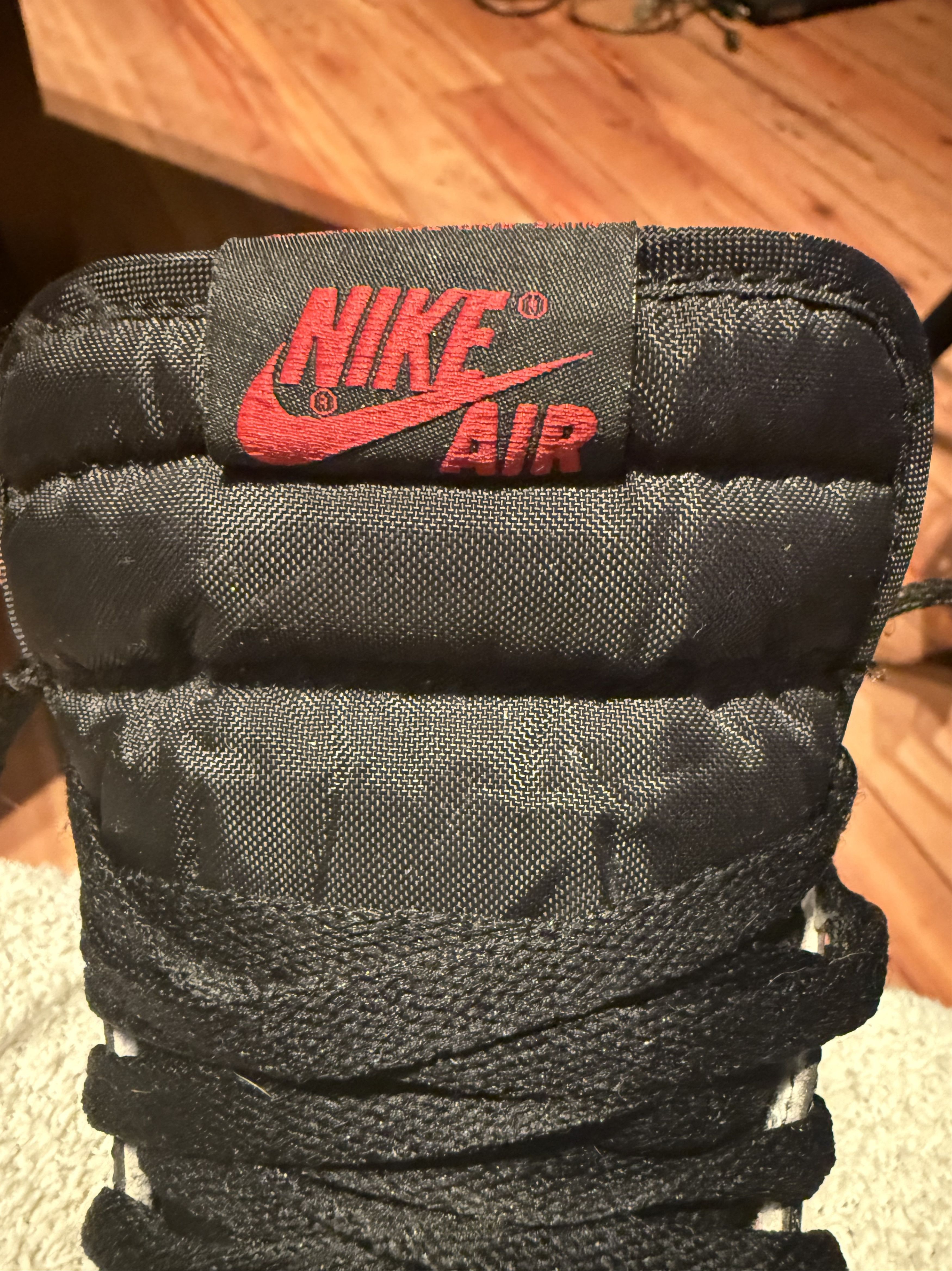 Nike Air Jordan 1 Retro High OG BG Size US 6.5 / EU 39-40 - 2 Thumbnail