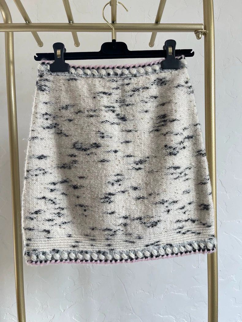 Chanel Chanel 21a Castle Series Spotted Skirt Size 24" / US 00 / IT 34 - 3 Thumbnail