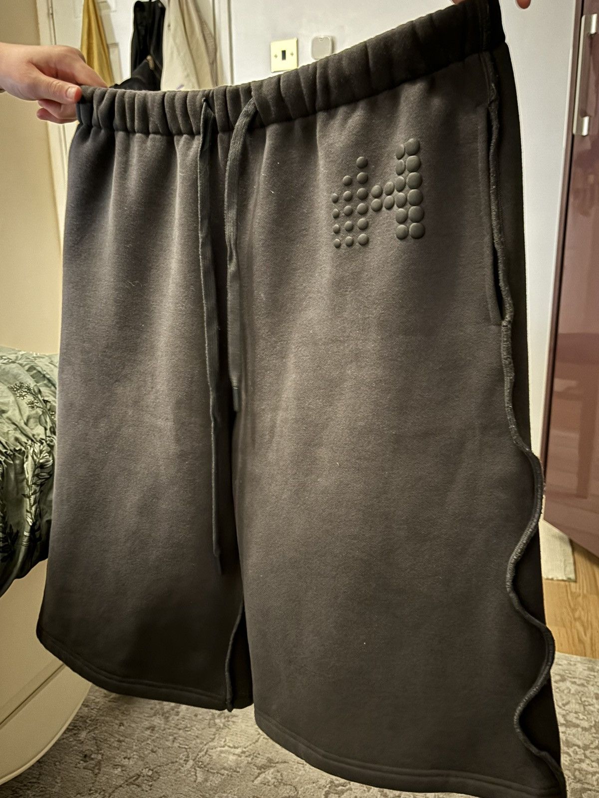Designer × HUNI Design Black Huni Shorts Size US 35 - 5 Thumbnail