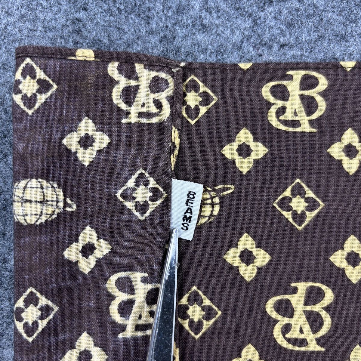 Beams Plus × Vintage Handkerchief # E014 # Bandana # Neckerchief Size ONE SIZE - 2 Thumbnail