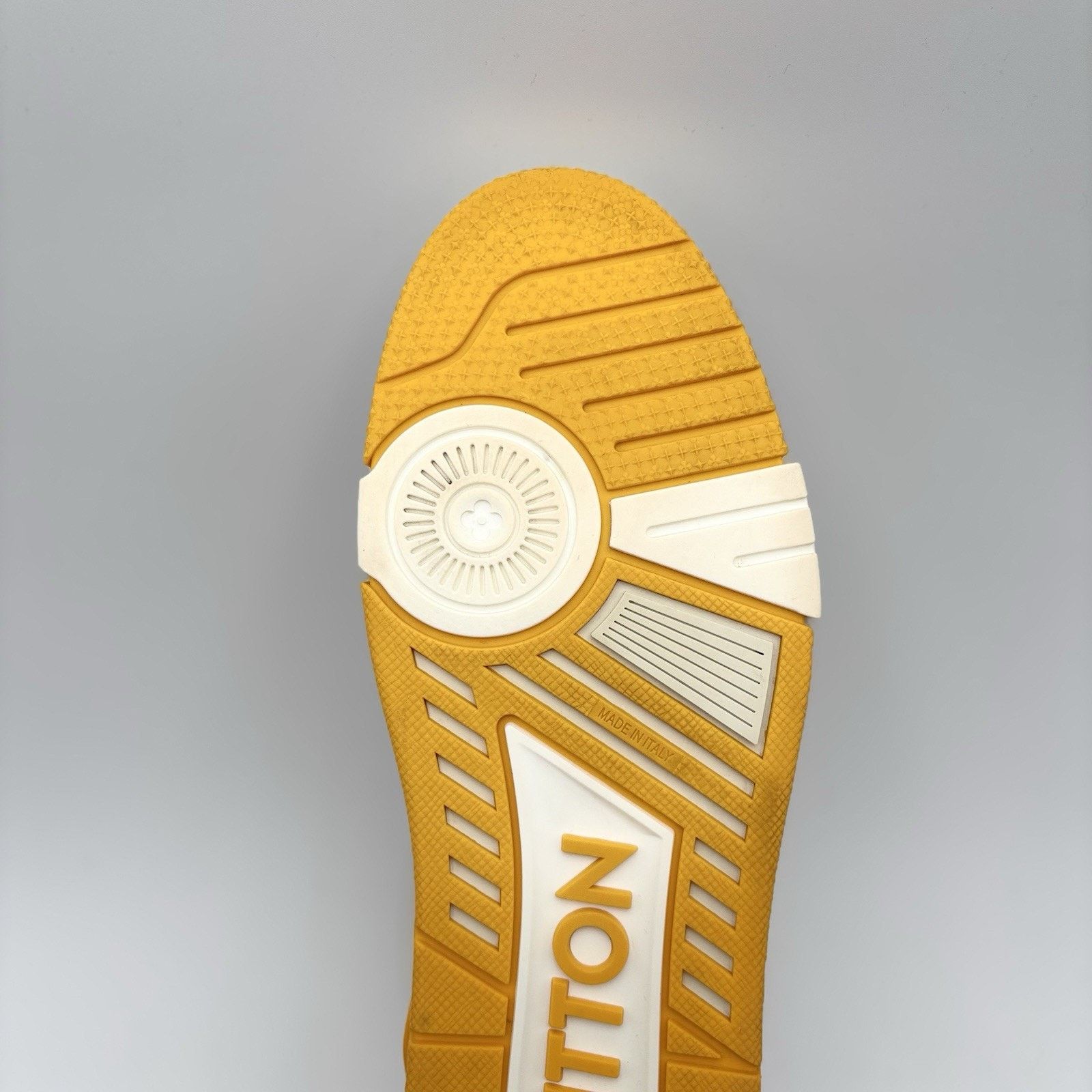 Louis Vuitton Louis Vuitton Trainer ' White Yellow ' | GOOD CONDITION! Size US 7.5 / EU 40-41 - 19 Thumbnail
