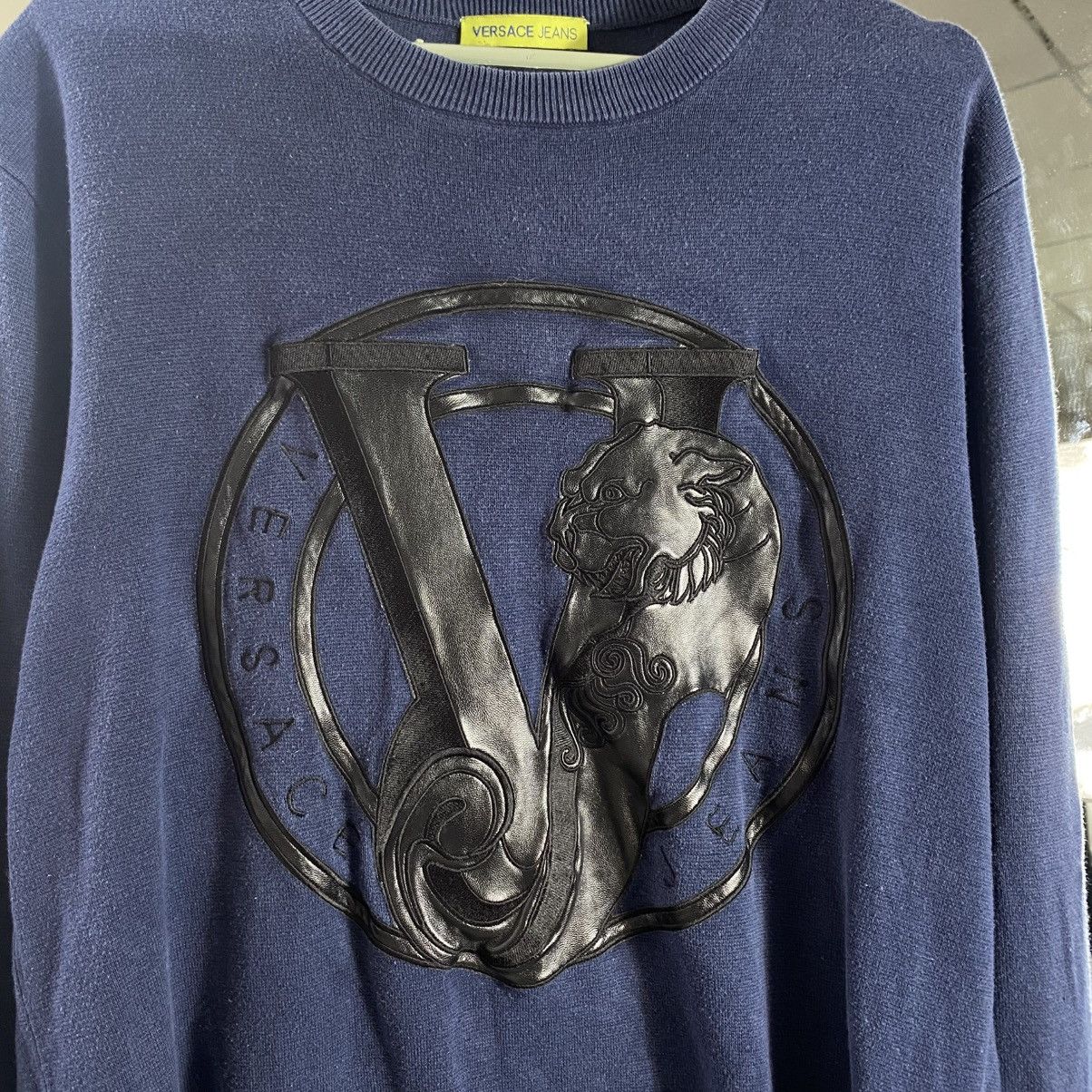 Versace Versace Sweatshirt vintage navy Size US L / EU 52-54 / 3 - 3 Thumbnail