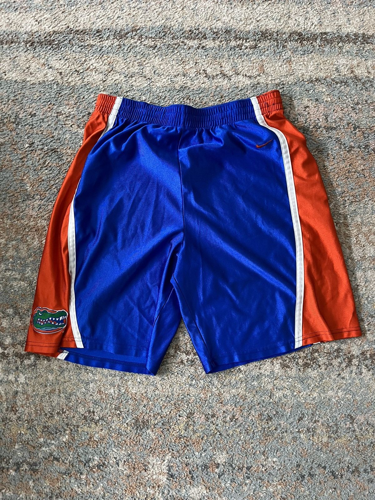 Nike × Vintage VTG Nike Gators Y2K Dazzle Shorts Large Rare NCAA 2000 Size US 32 / EU 48 - 1 Thumbnail