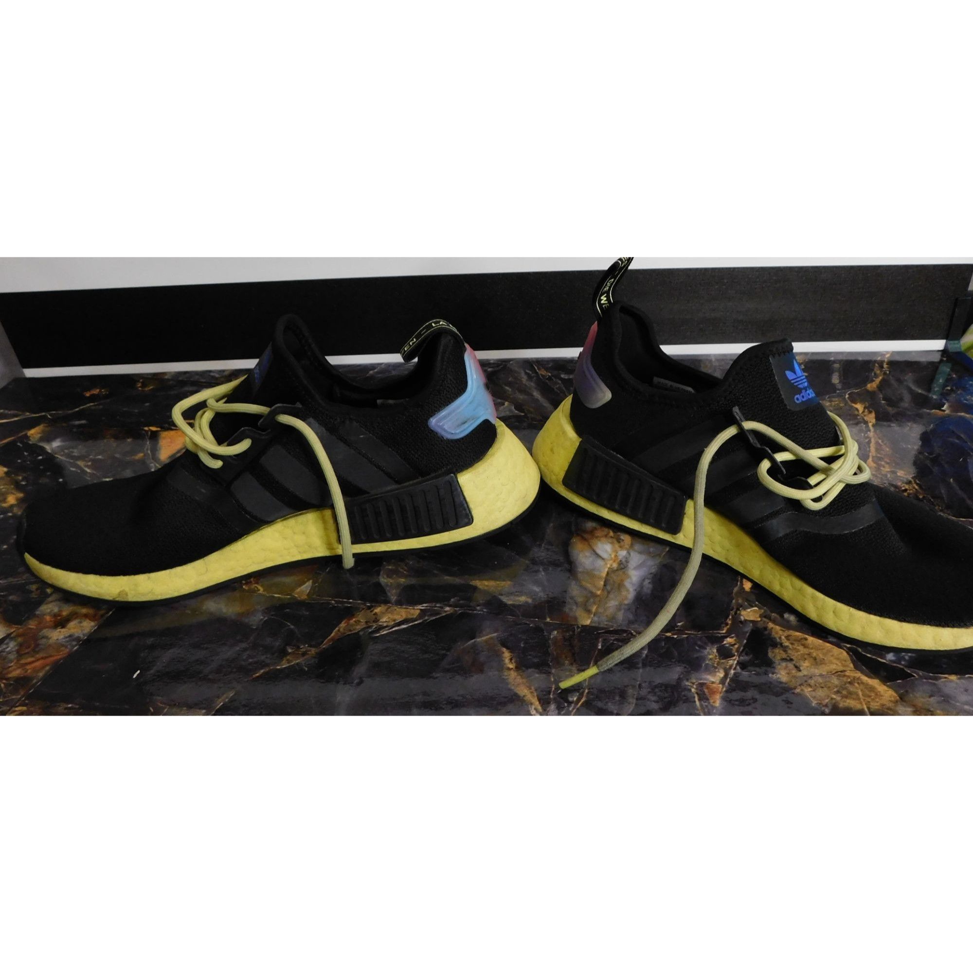 Adidas Adidas Originals NMD_R1 J Core Black Pulse Yellow Sneakers S Size US 5 / EU 37 - 3 Thumbnail