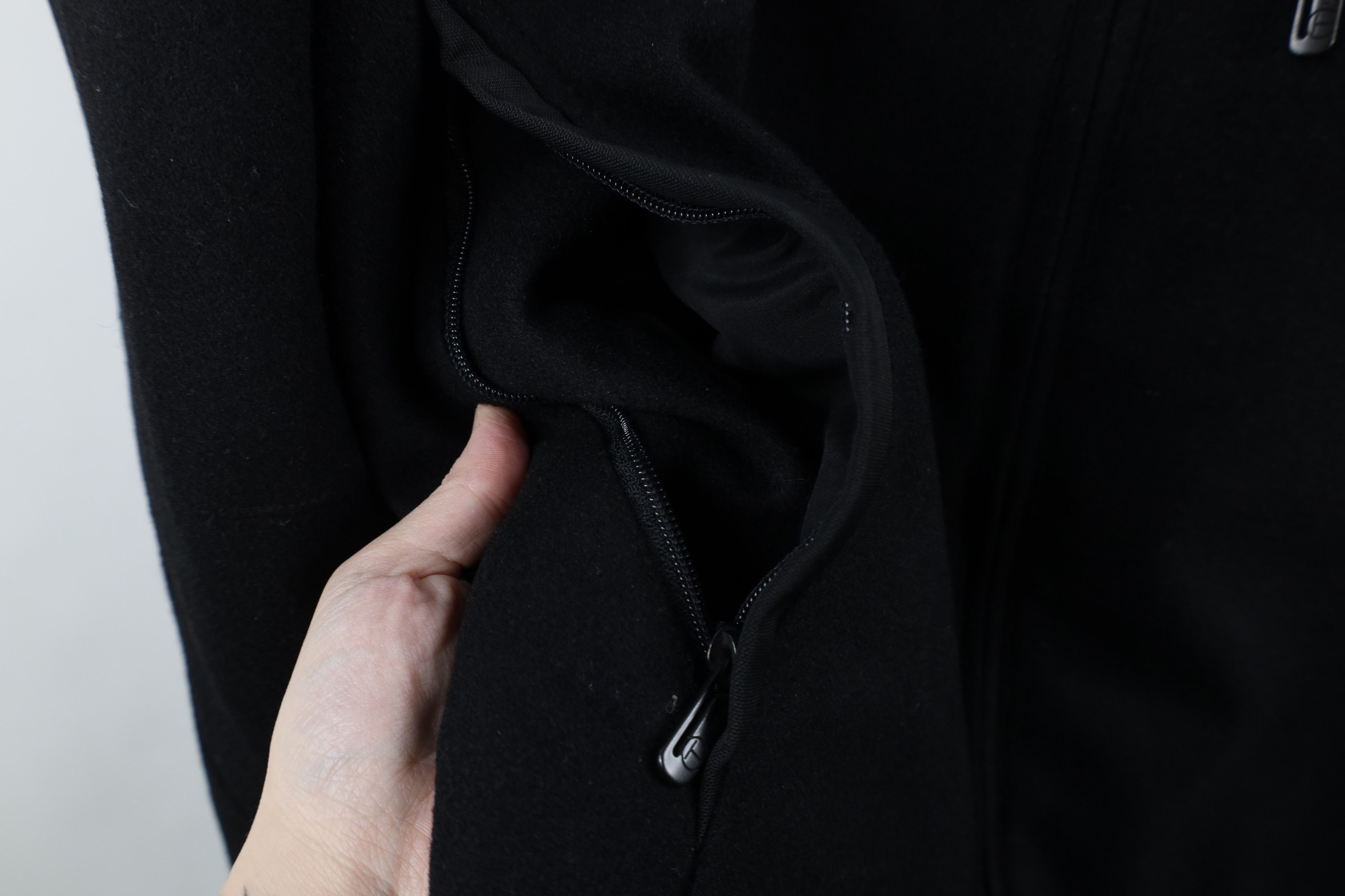 Tumi × Vintage Tumi T Tech Blend Hooded Quilt Lined Full Zip Jacket Black Size US M / EU 48-50 / 2 - 7 Thumbnail