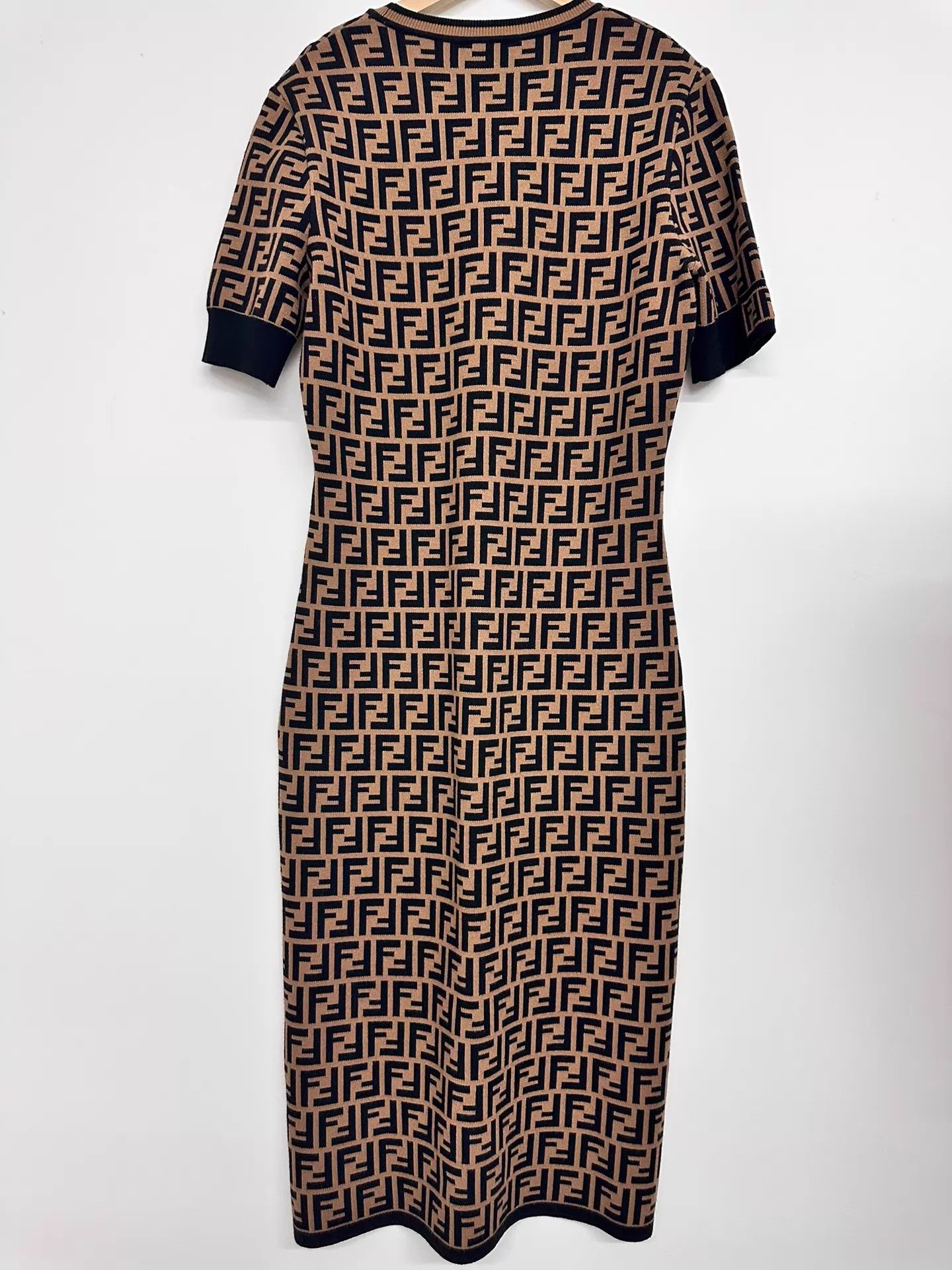 Fendi Fendi 44 women's dress Size M / US 6-8 / IT 42-44 - 2 Thumbnail