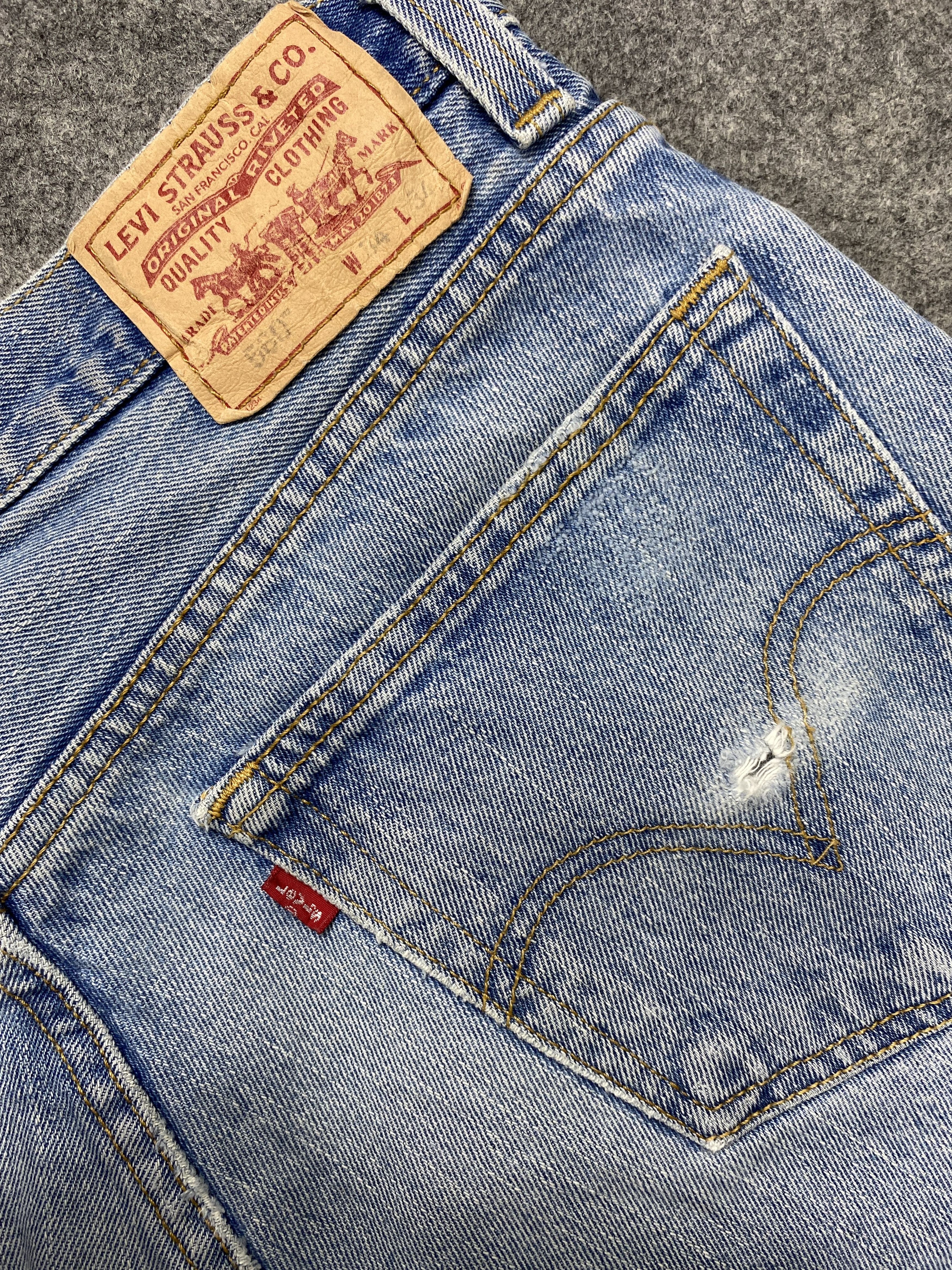 Levi's Faded Blue Vintage Levi's 560 34x32.5 Denim -JN2379 Size US 34 / EU 50 - 10 Thumbnail