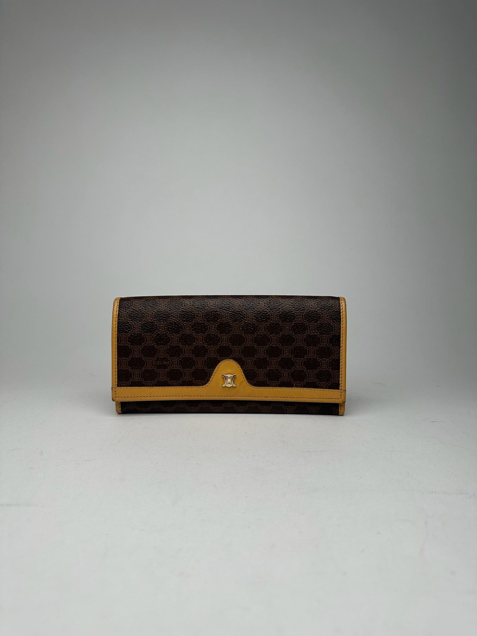 Celine Vintage Paris monogram Leather Wallet Size ONE SIZE - 1 Thumbnail