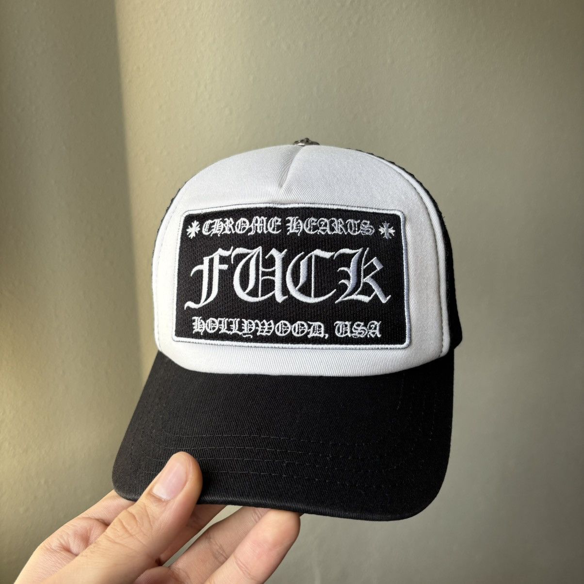Chrome Hearts chrome hearts "fuck" trucker hat Size ONE SIZE - 1 Thumbnail