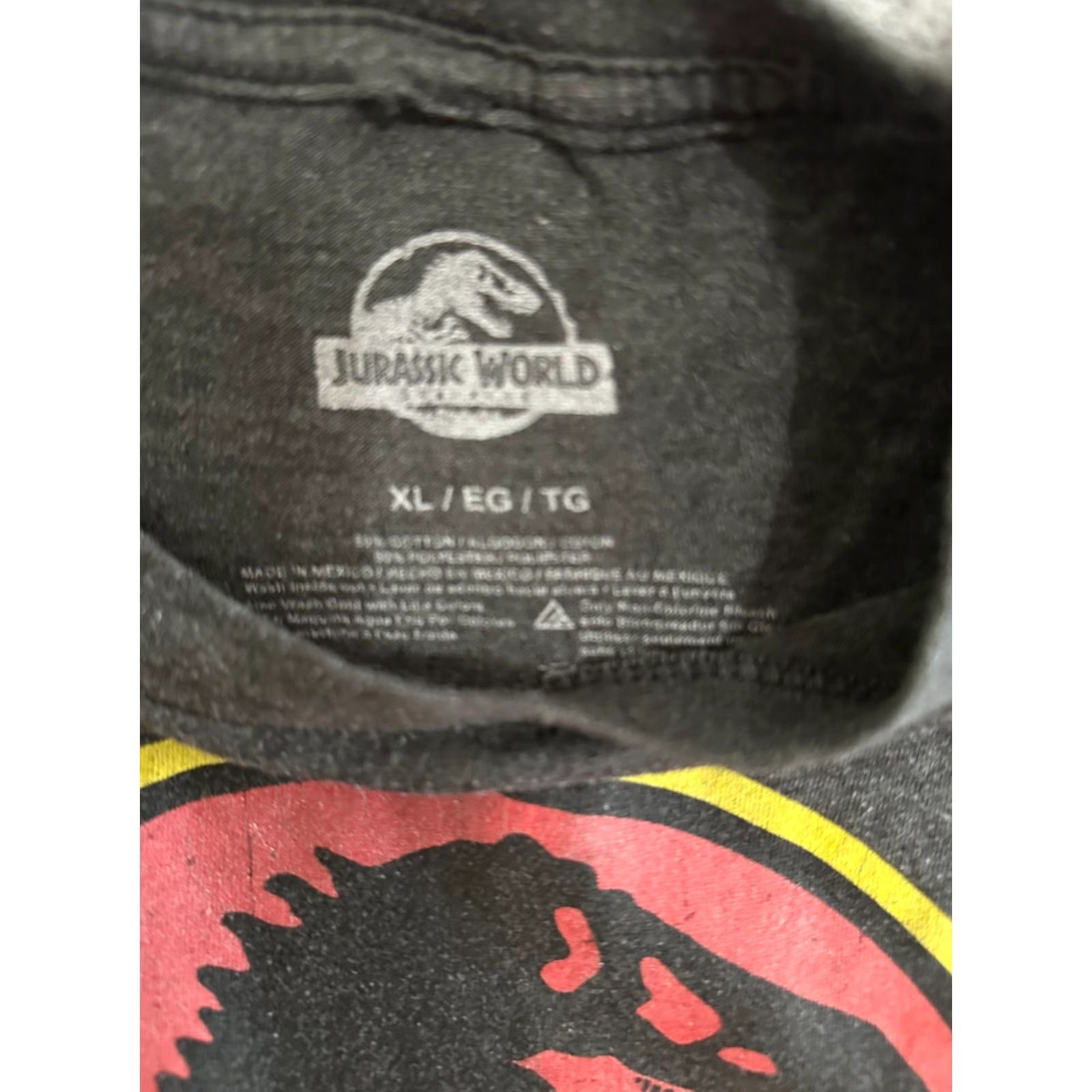Vintage Jurassic Park Mens Shirt XL Gray Graphic Logo Movie T-Shirt Regular Fit Short Sleeve Crew Neck All Seasons Size US XL / EU 56 / 4 - 3 Thumbnail