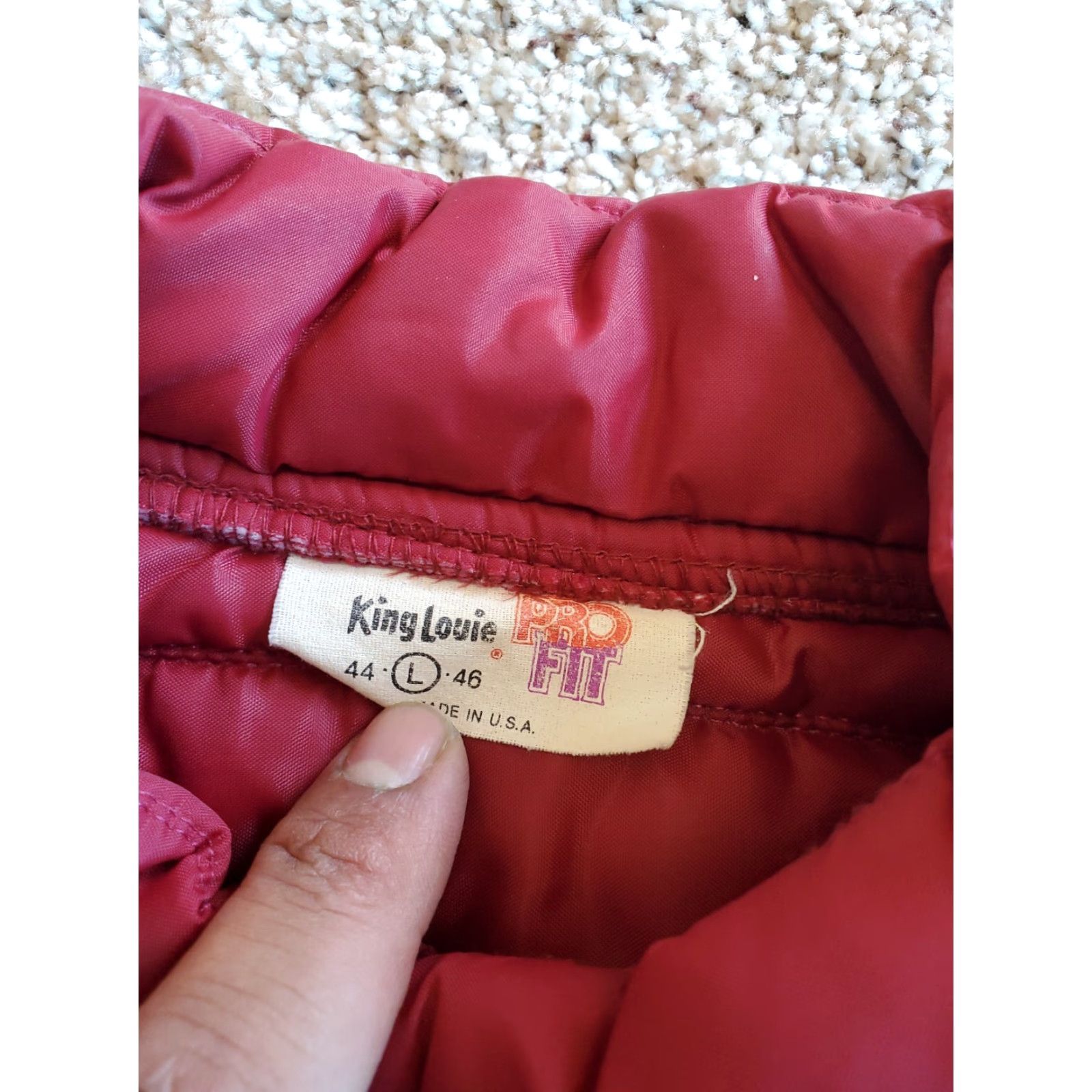 Vintage VINTAGE King Louie Vest Men Large Red Nylon Puffer Quilted Pockets USA 80s Size US L / EU 52-54 / 3 - 4 Thumbnail