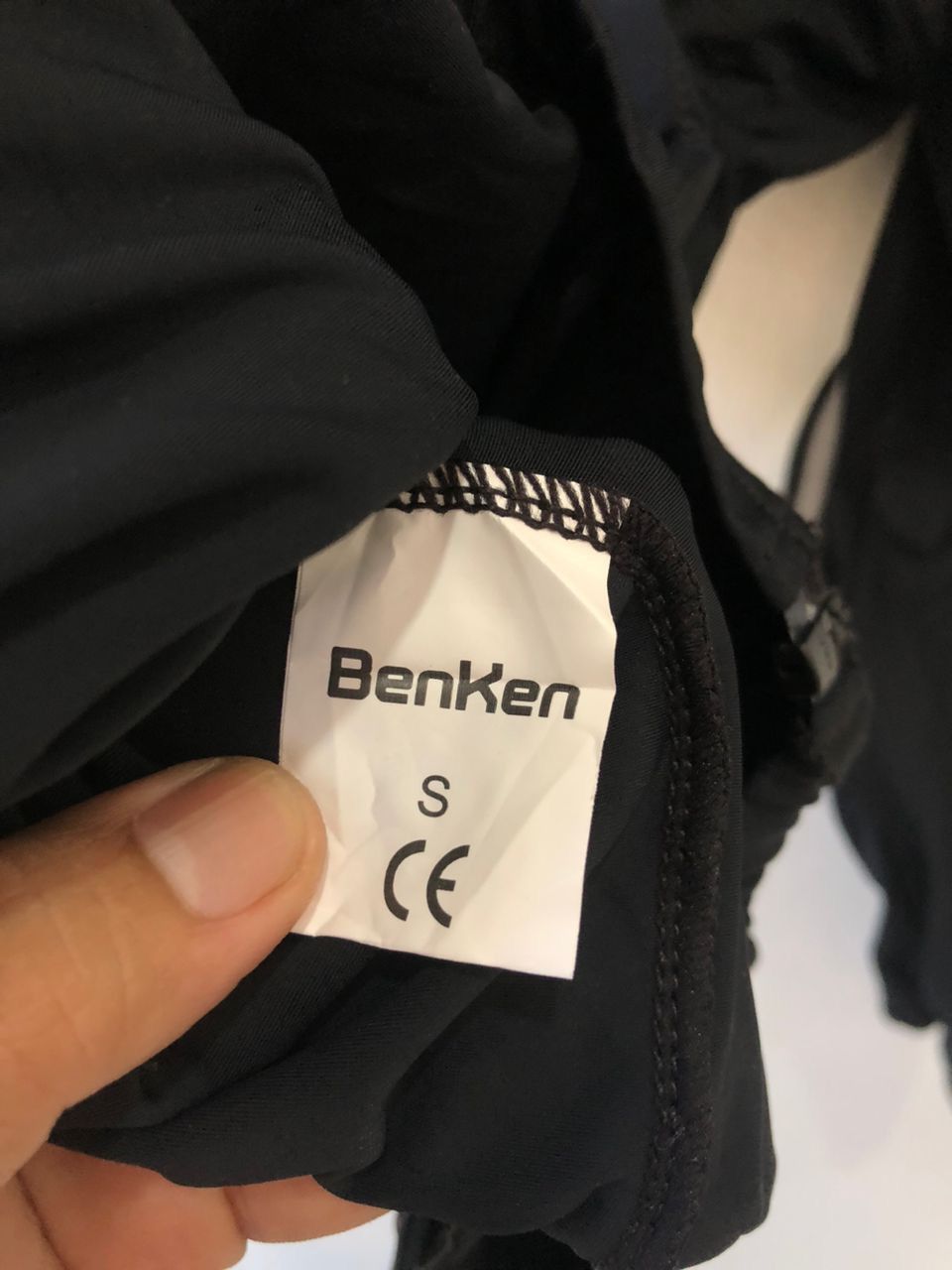 Other Benken Skiing gear body protector Size US S / EU 44-46 / 1 - 9 Thumbnail