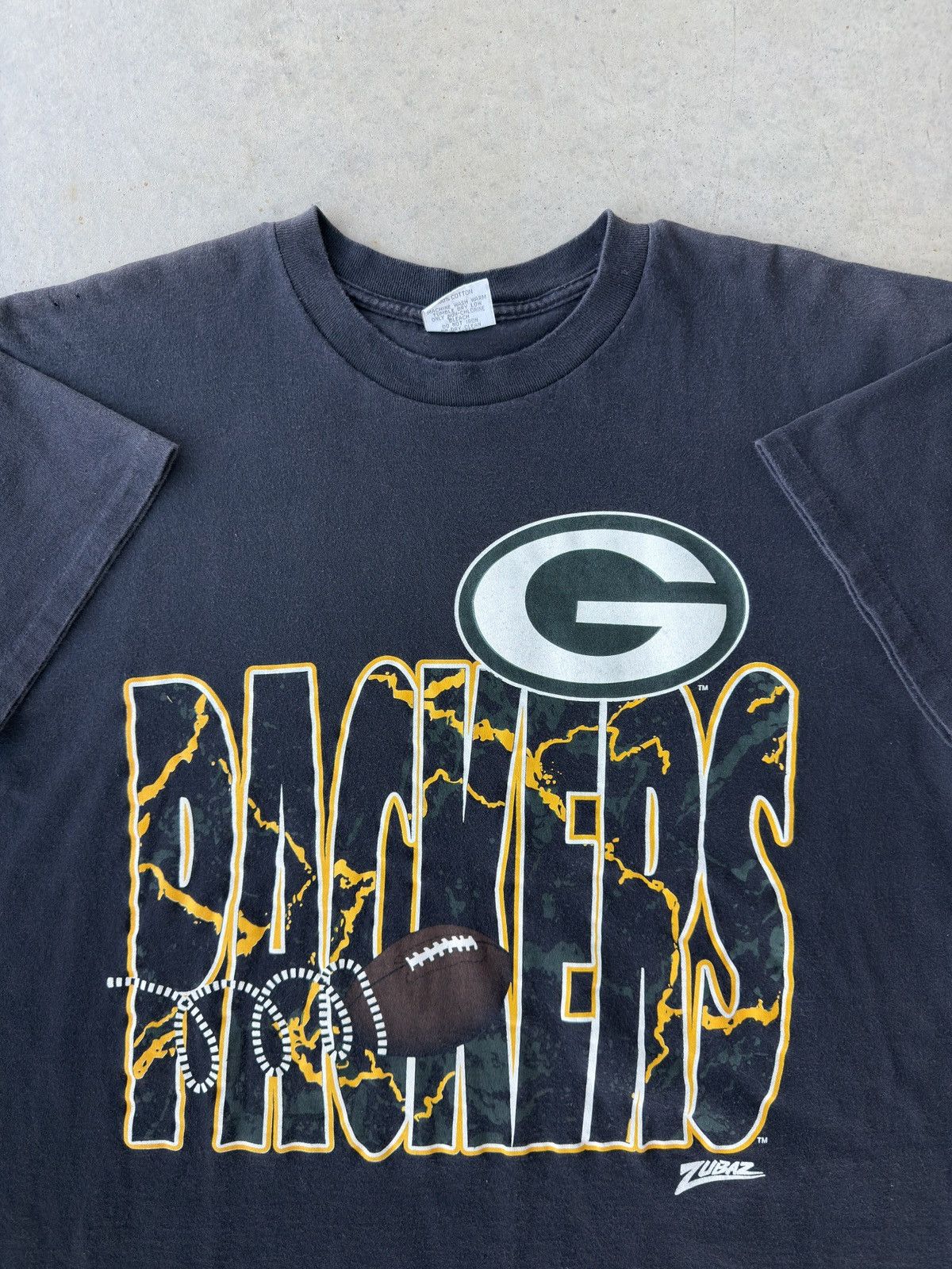 Vintage × Zubaz Vintage 90s Green Bay Packers Zubaz Nfl T Shirt Size US XL / EU 56 / 4 - 1 Thumbnail