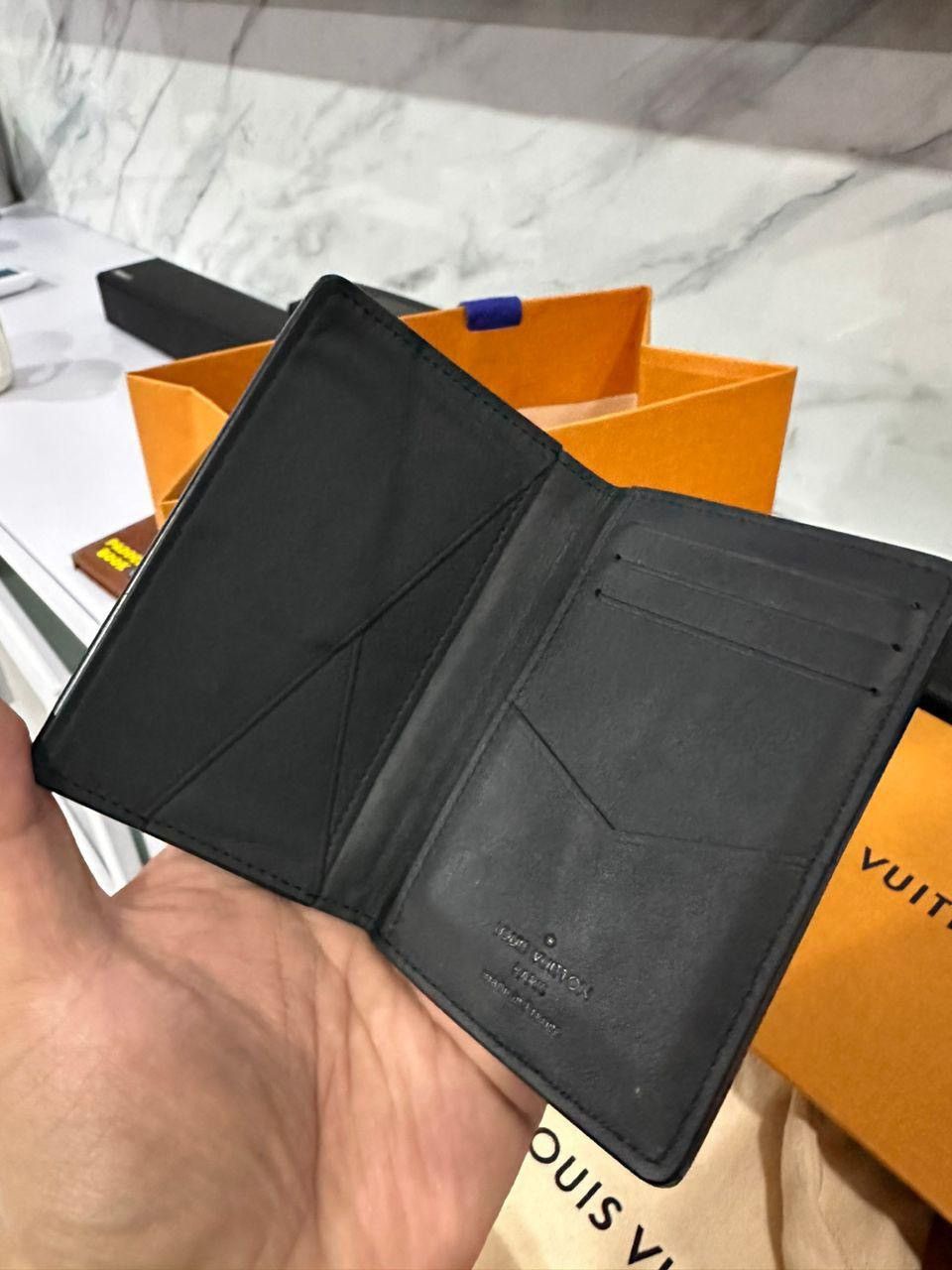 Louis Vuitton Authentic LOUIS VUITTON Organizer special edition Size ONE SIZE - 13 Thumbnail