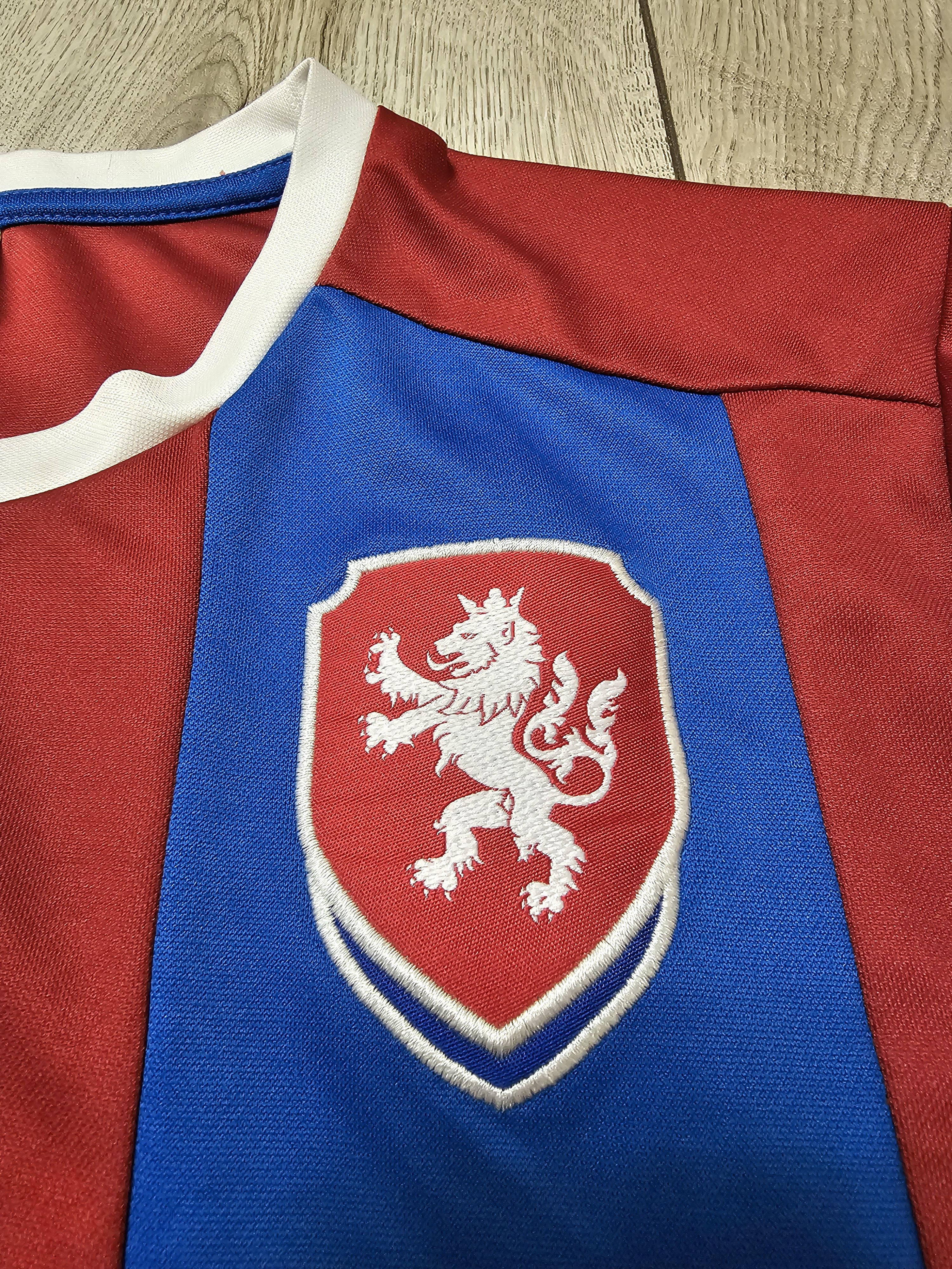 Puma CZECH REPUBLIC 2013 2014 HOME FOOTBALL SHIRT SOCCER JERSEY Size US L / EU 52-54 / 3 - 4 Thumbnail