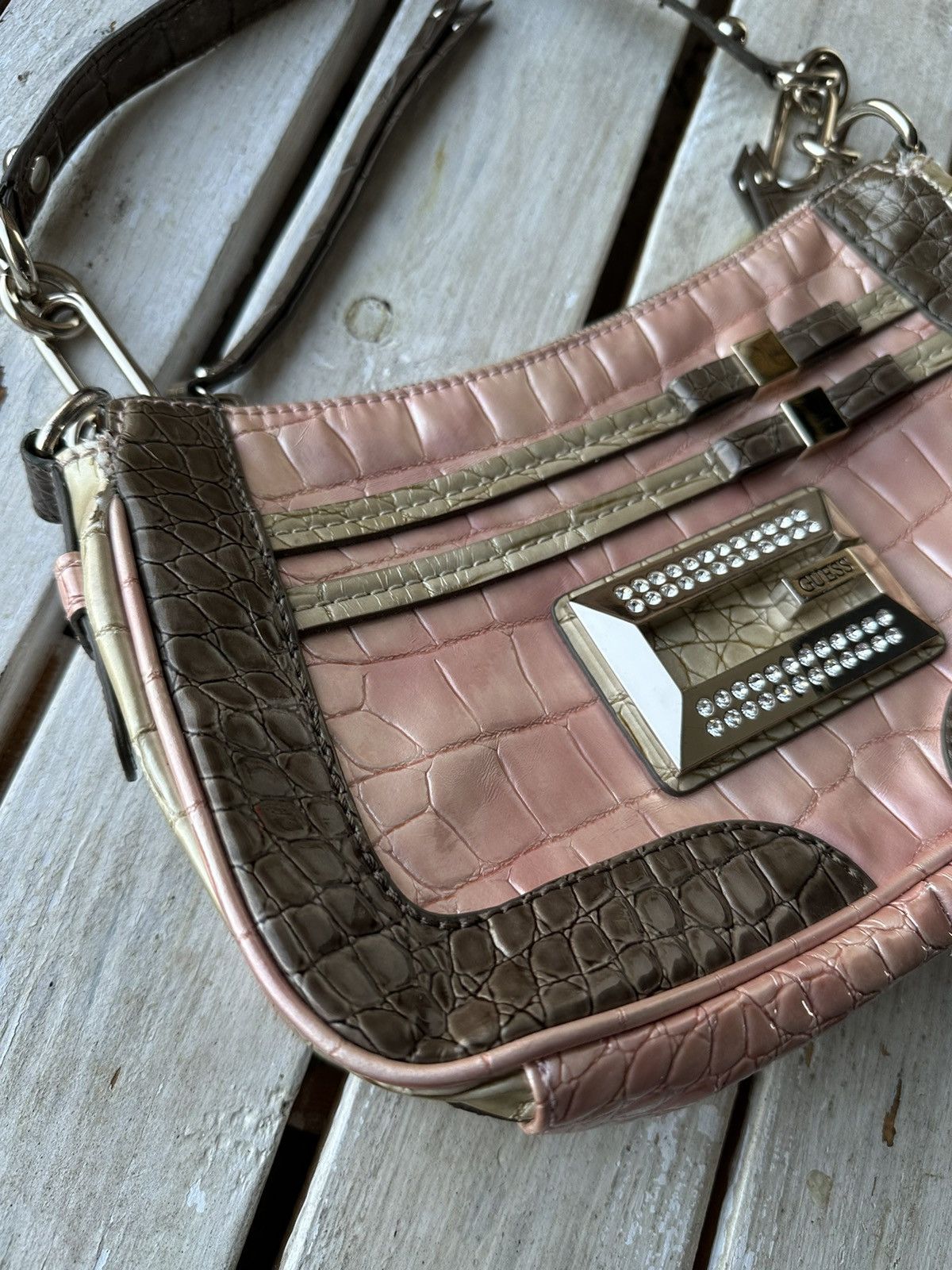 Guess × Japanese Brand 🚨Y2K Guess monogram Pink Avant-Garde Japan style hand bag Size ONE SIZE - 2 Thumbnail
