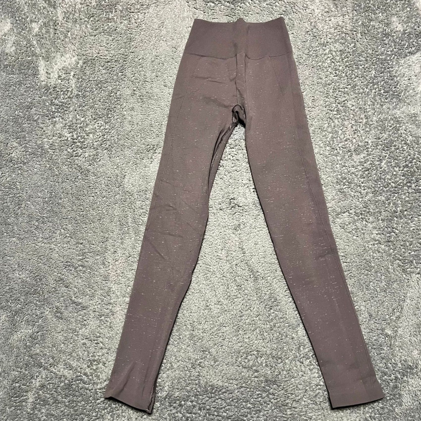 Lululemon Lululemon Leggings Womens XS Purple Heavy Weight Pants Compression Size 26" / US 2 / IT 38 - 2 Thumbnail