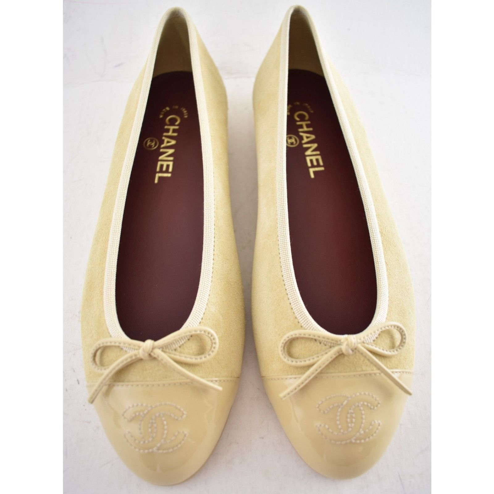 Chanel Chanel Beige Suede Patent Leather Ballet Flat 39.5 Size US 8.5 / IT 38.5 - 10 Thumbnail
