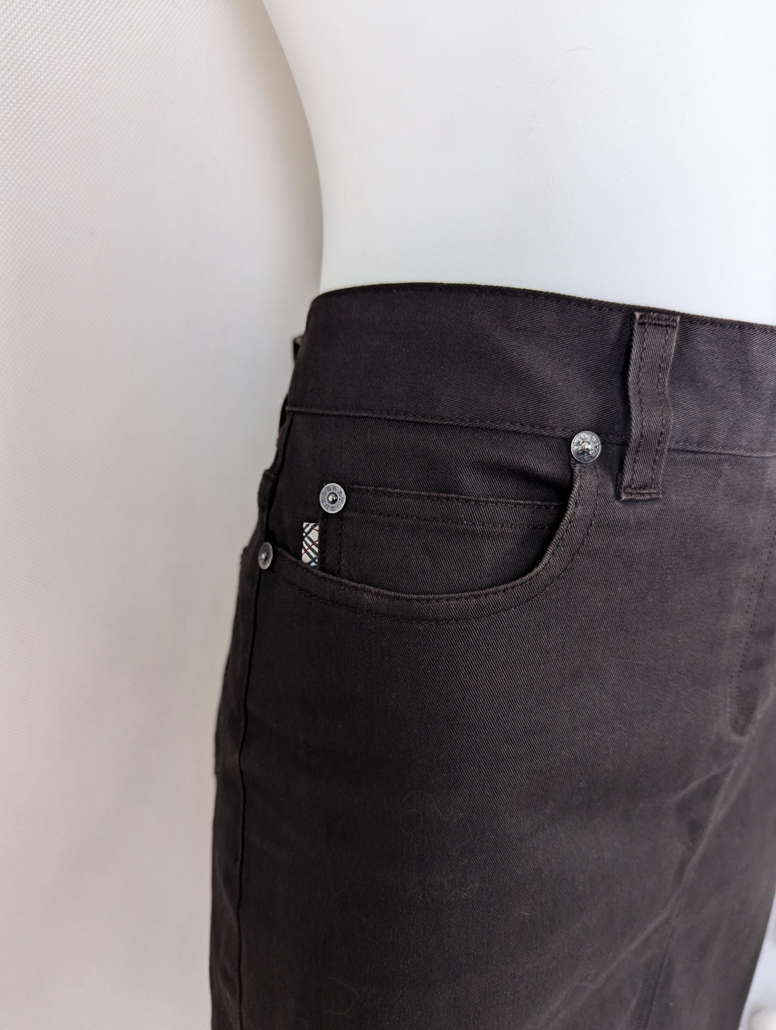 Burberry Burberry brown skirt Size 28" / US 6 / IT 42 - 2 Thumbnail