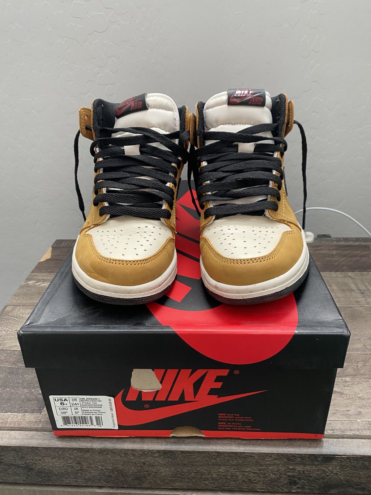 Jordan Brand Jordan 1 ‘Rookie of the Year’ Size US 6 / EU 39 - 4 Thumbnail
