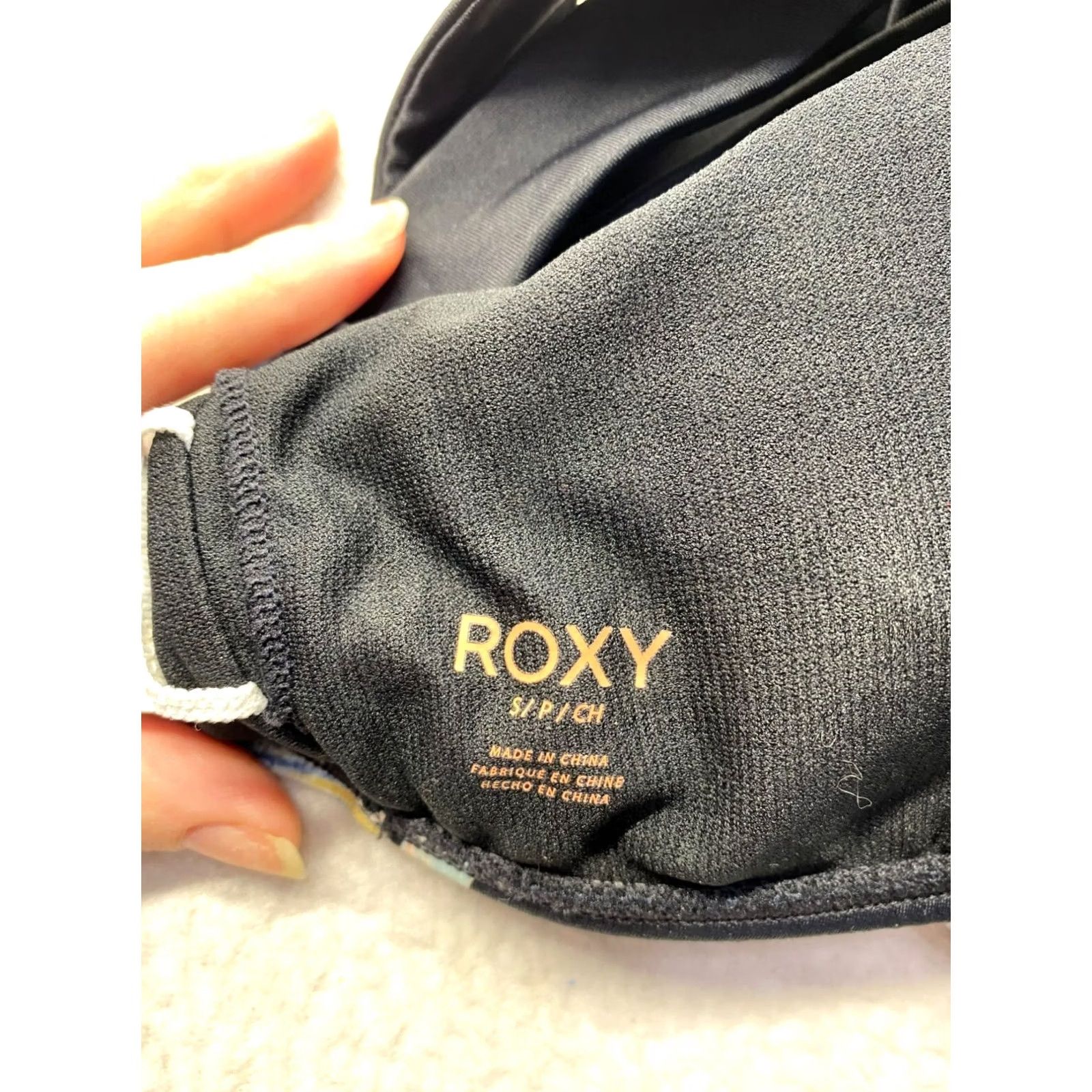 Vintage Roxy Womens Bikini Top Floral Print Crisscross Back Black Small #7051 Size S / US 4 / IT 40 - 4 Thumbnail