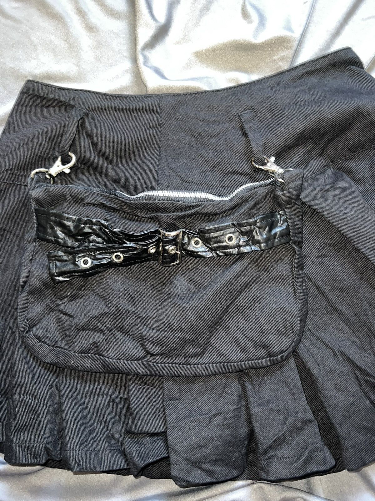 Japanese Brand Bodyline leather pocket mini skirt ♠️🧛🏻‍♀️ Size 26" / US 2 / IT 38 - 11 Thumbnail