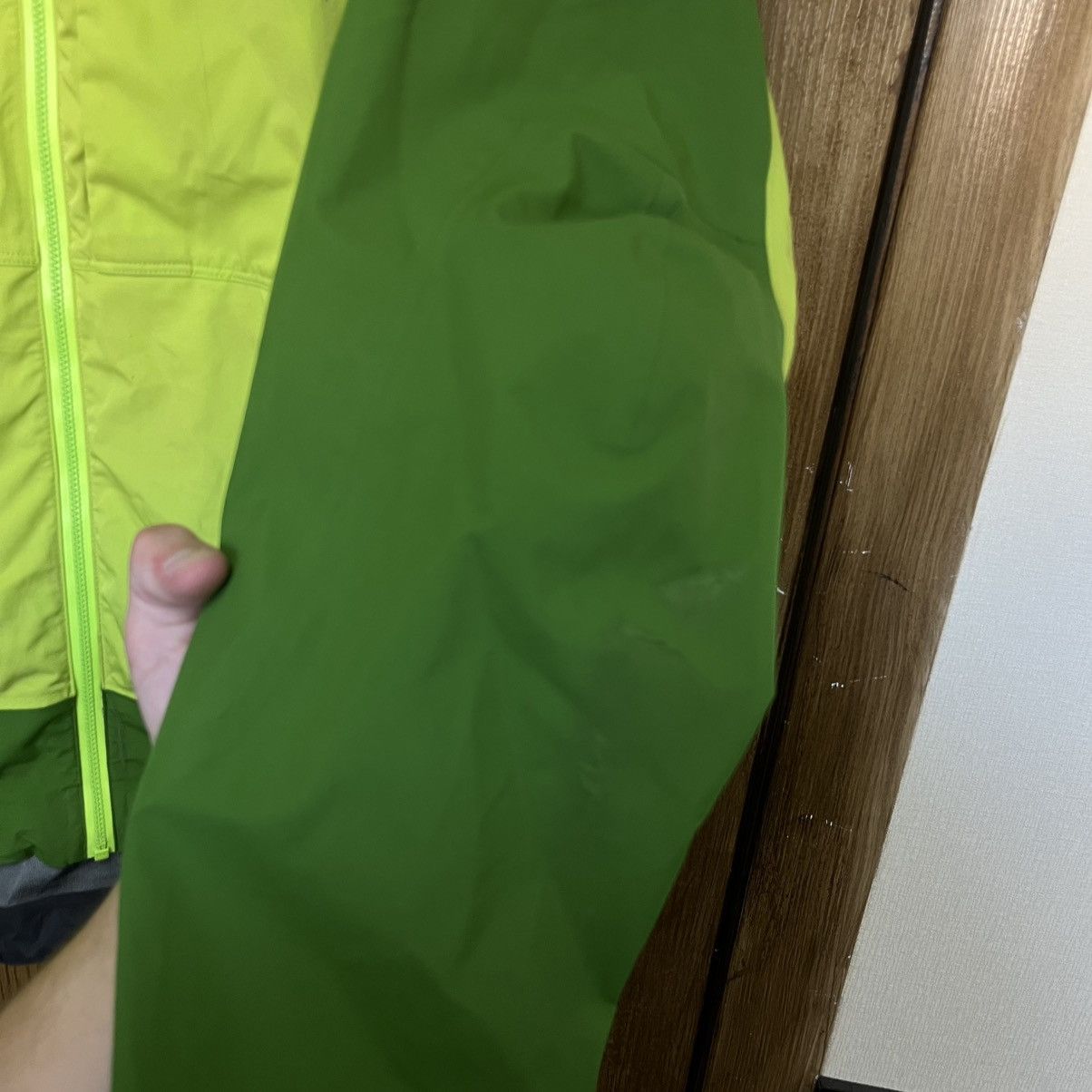 Arc'teryx Men's Arcteryx Beta Gore Tex Jacket Gorpcore Size US S / EU 44-46 / 1 - 6 Thumbnail
