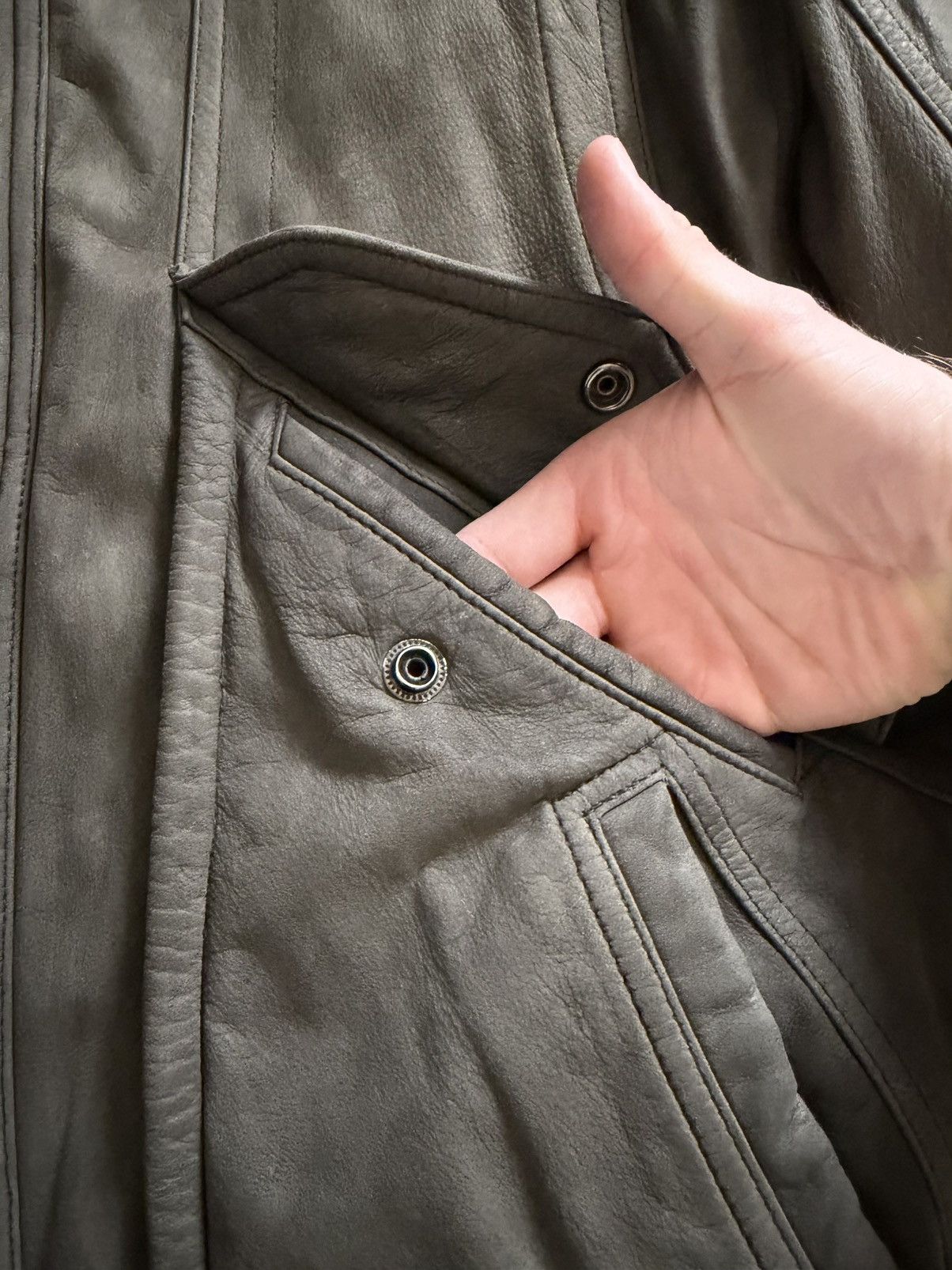 Neiman Marcus Neiman marcus green suede leather bomber jacket Size US M / EU 48-50 / 2 - 8 Thumbnail