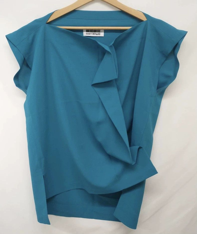Issey Miyake issey miyake size:2 Origami series short sleeves 2505-Next Size XXS / US 00 / IT 34 - 6 Thumbnail