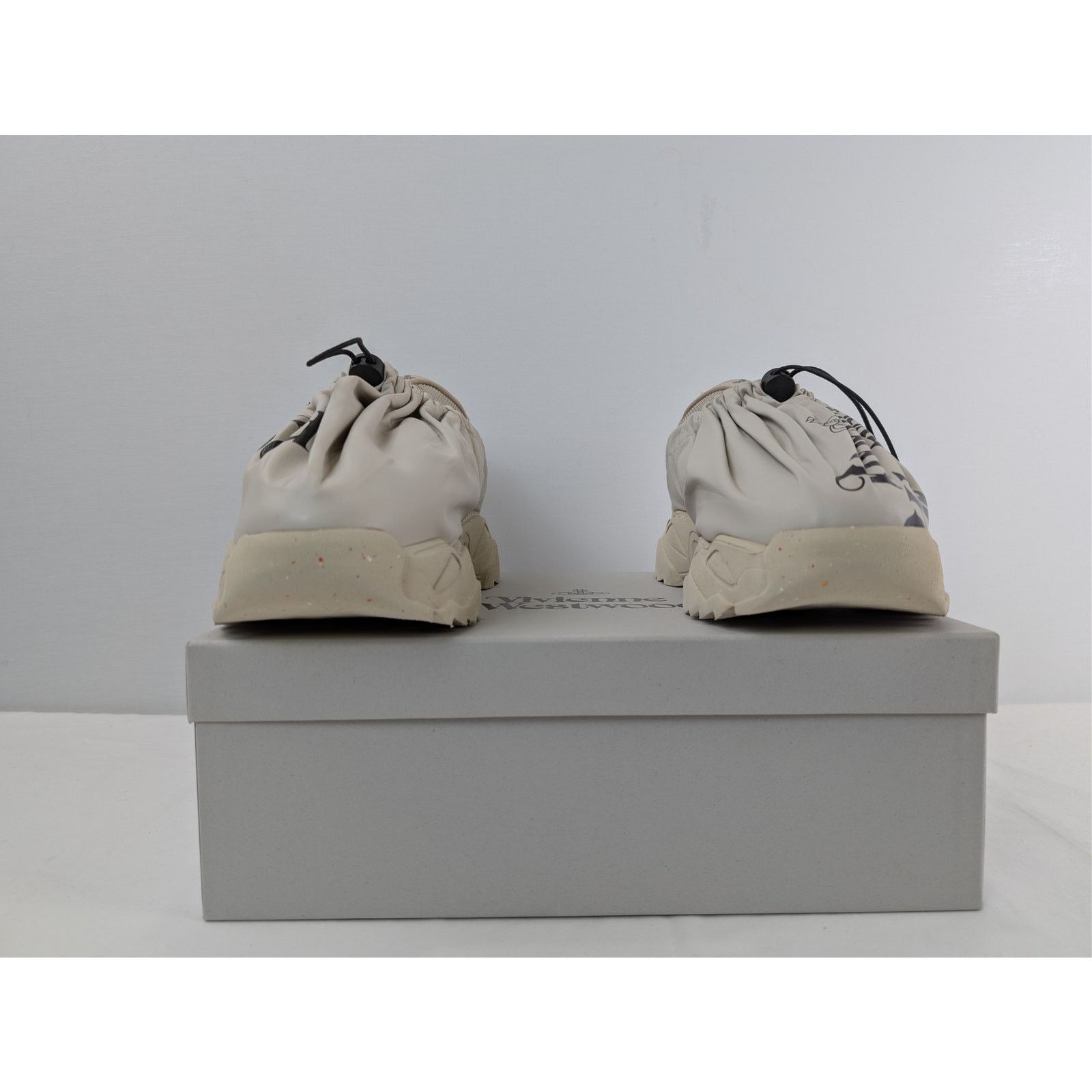 Vivienne Westwood o1rshd1 Romper Bag Trainer Sneaker in Stone Size US 12 / EU 45 - 19 Thumbnail
