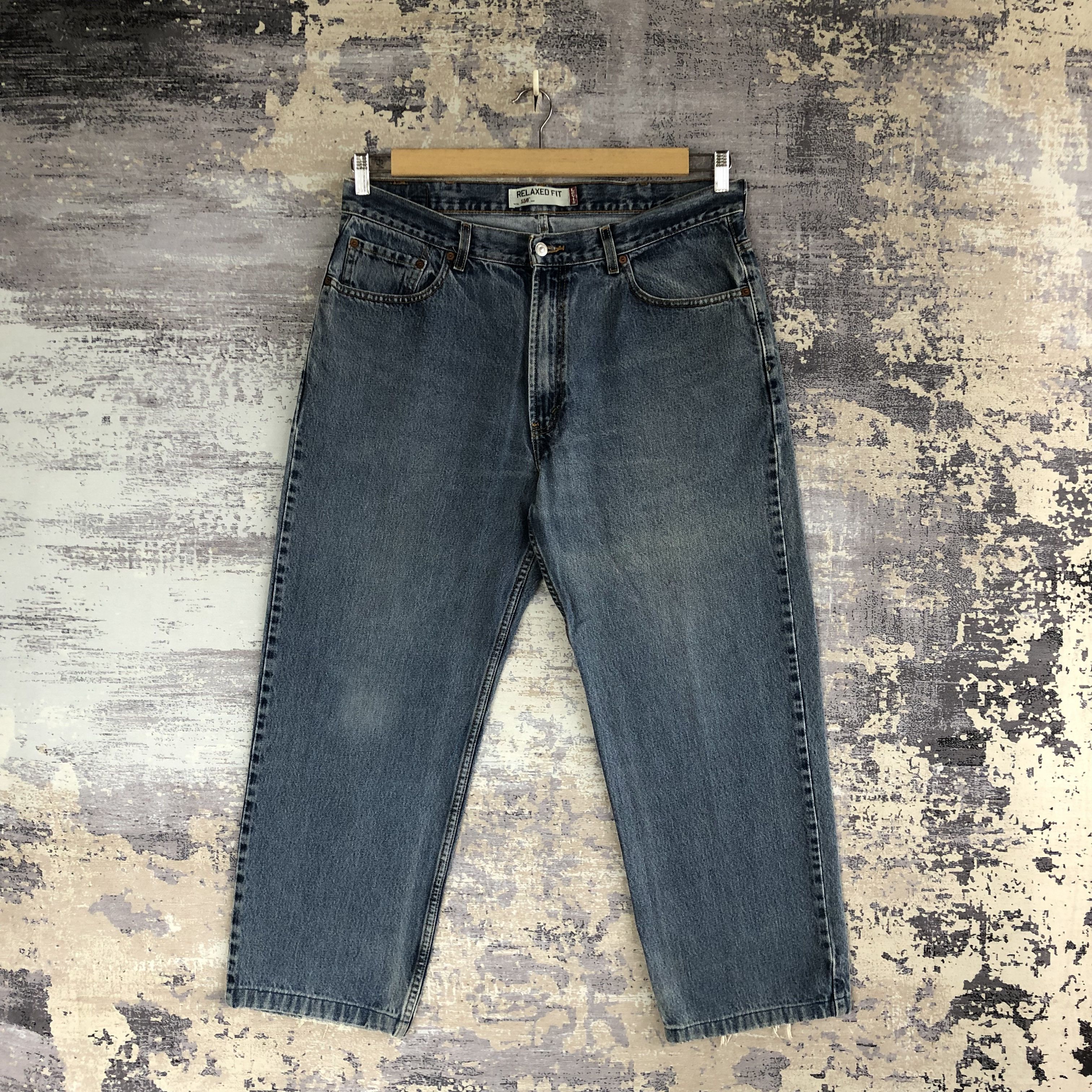 Levi's Vintage Levis 550 Baggy Jeans Levi's Faded Wash Denim Size US 36 / EU 52 - 1 Thumbnail