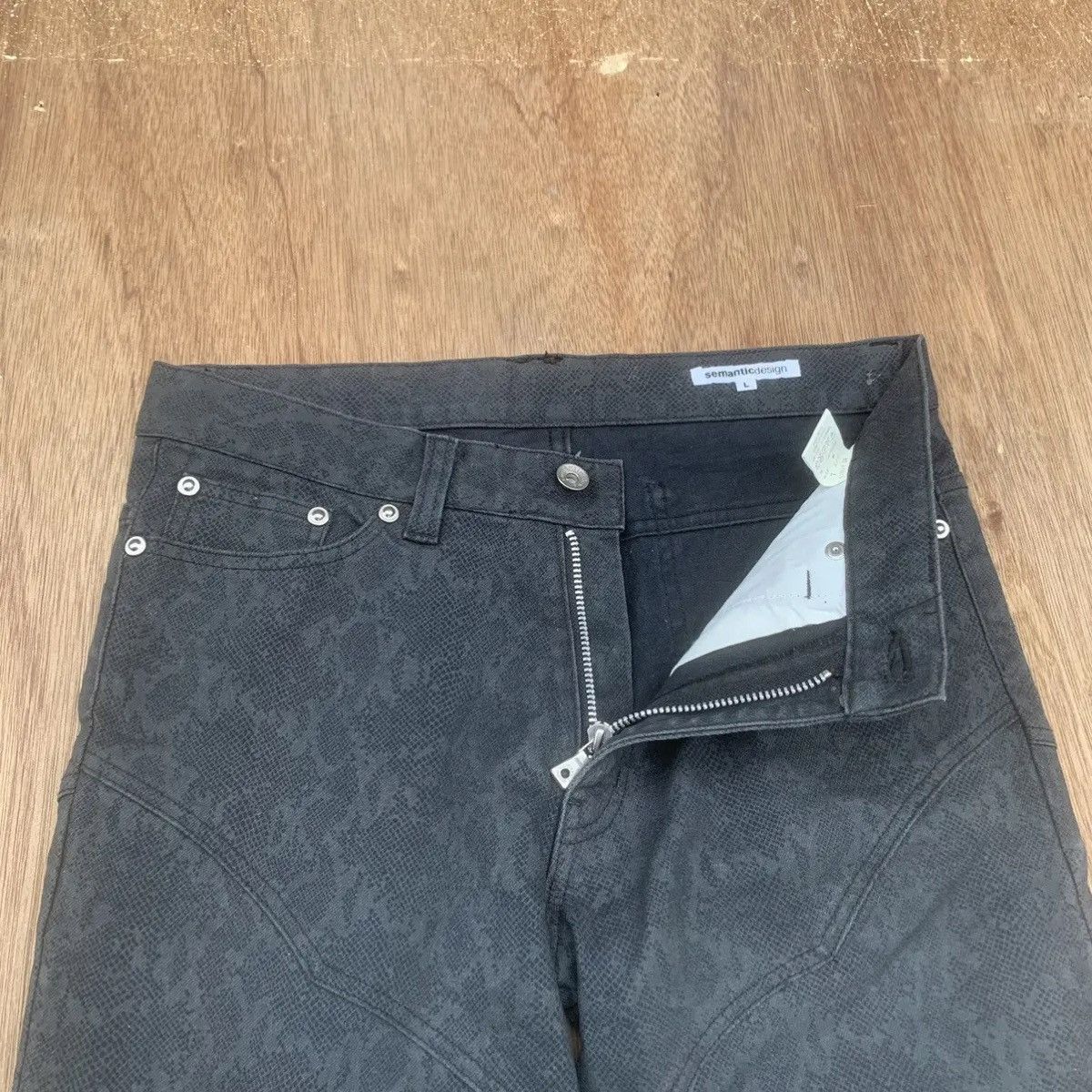 Hysteric Glamour RARE ‼️ SEMATIC DESIGN JEANS 30x33 TROUSERS FLARE ARTS PANTS Size US 30 / EU 46 - 8 Thumbnail