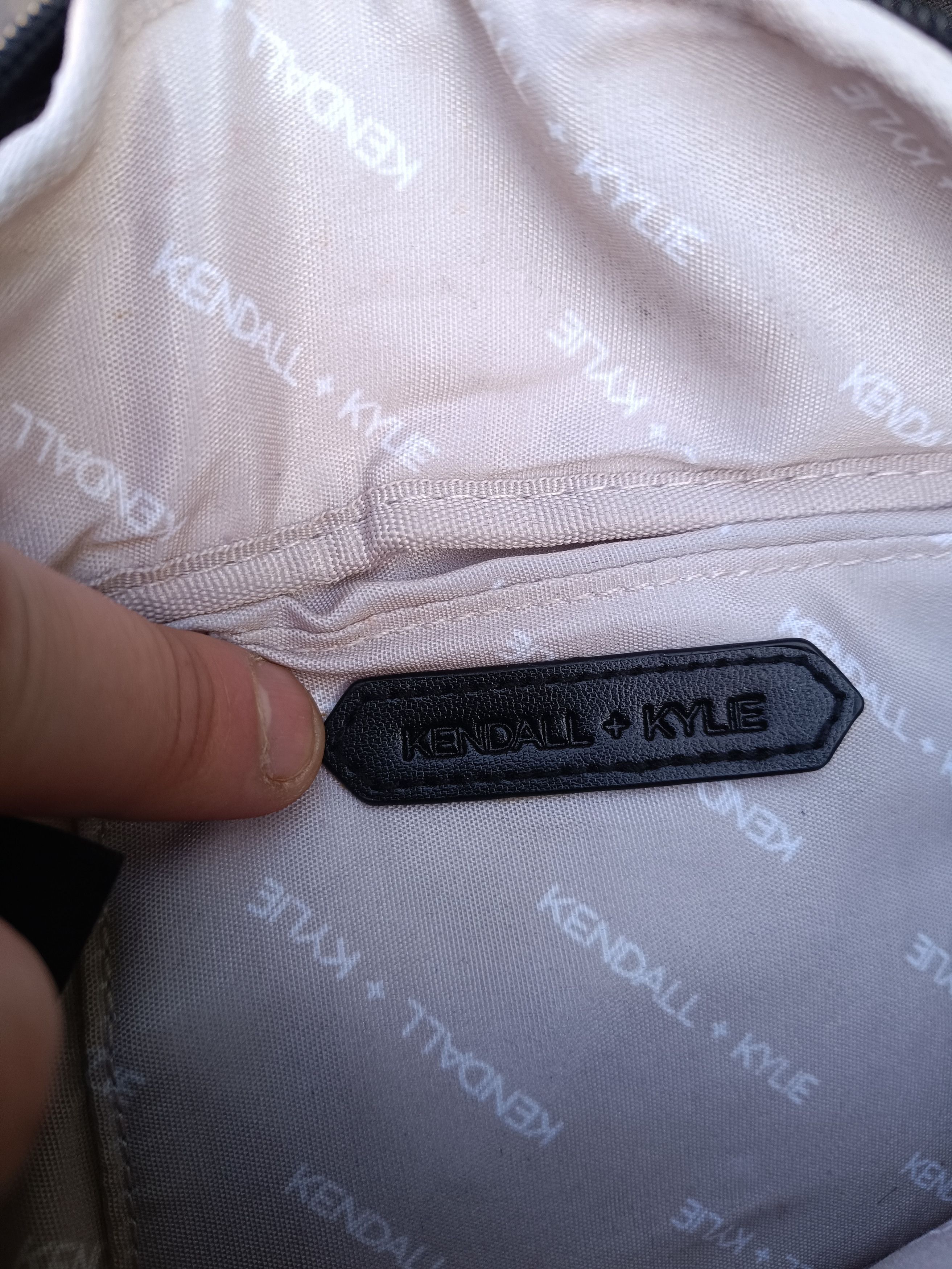 Kendall And Kylie Waist Pack Kendall and Kylie Size ONE SIZE - 9 Thumbnail