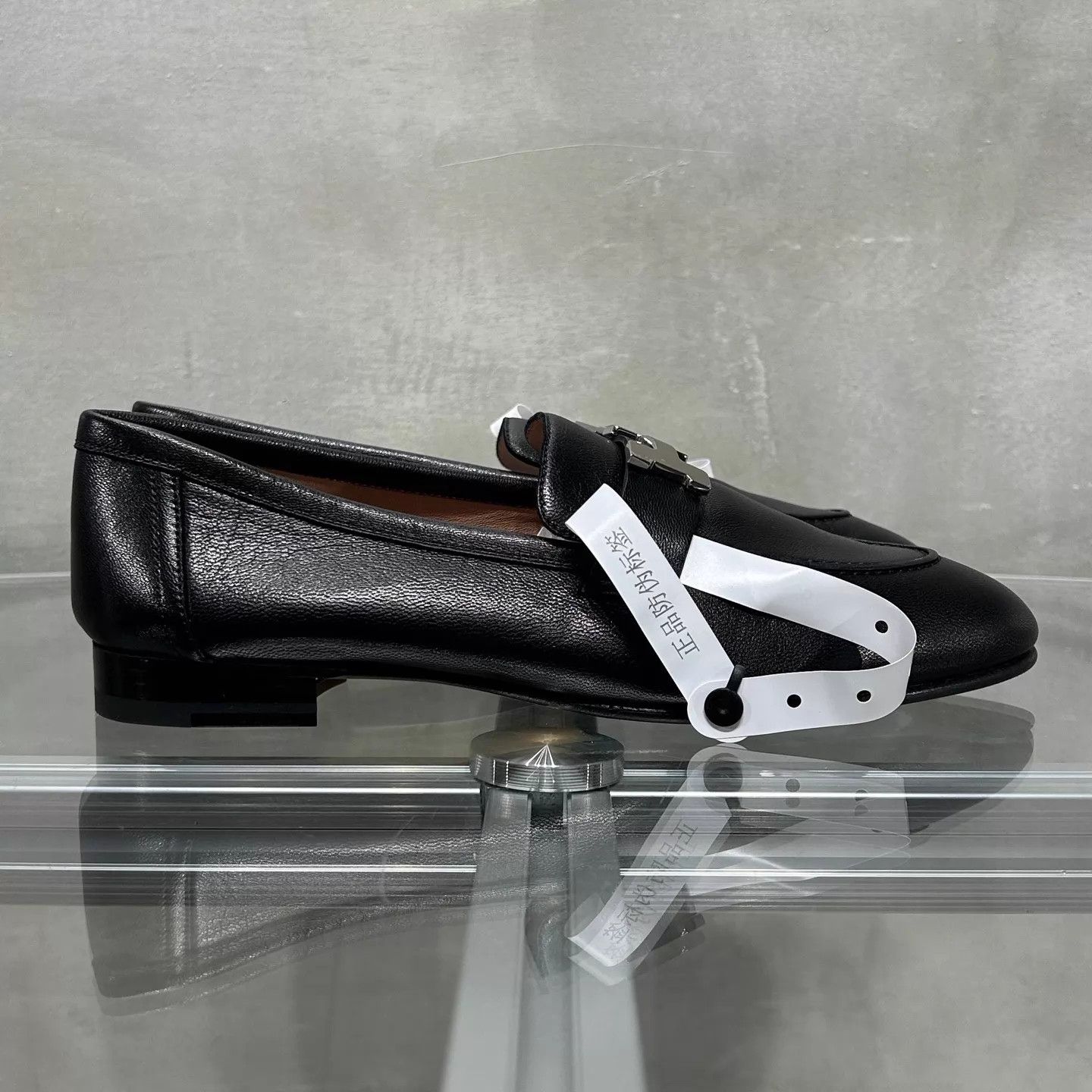 Hermes Hermes Black Classic Loafer Silver Buckle 38.5 EU New In Box Size US 8 / IT 38 - 4 Thumbnail