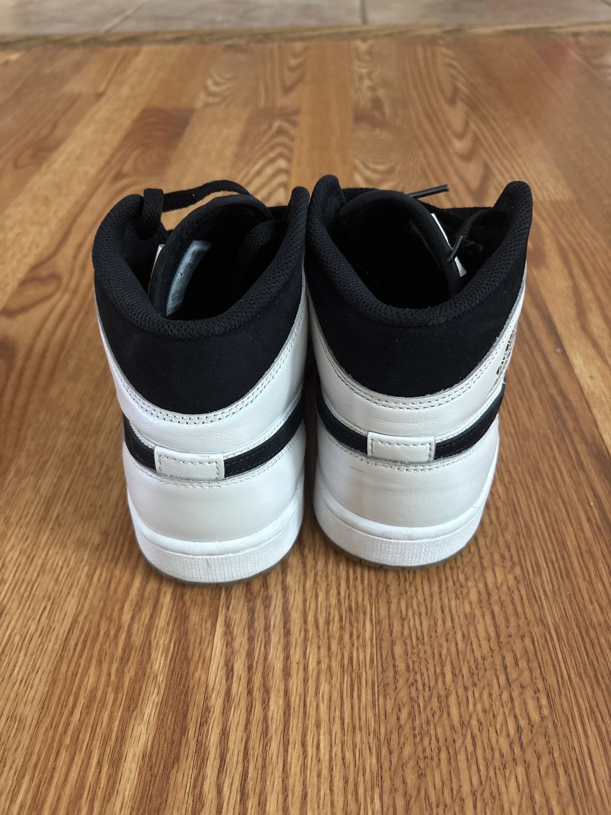 Nike Air Jordan 1 mid SE Dimond Size US 8.5 / EU 41-42 - 3 Thumbnail