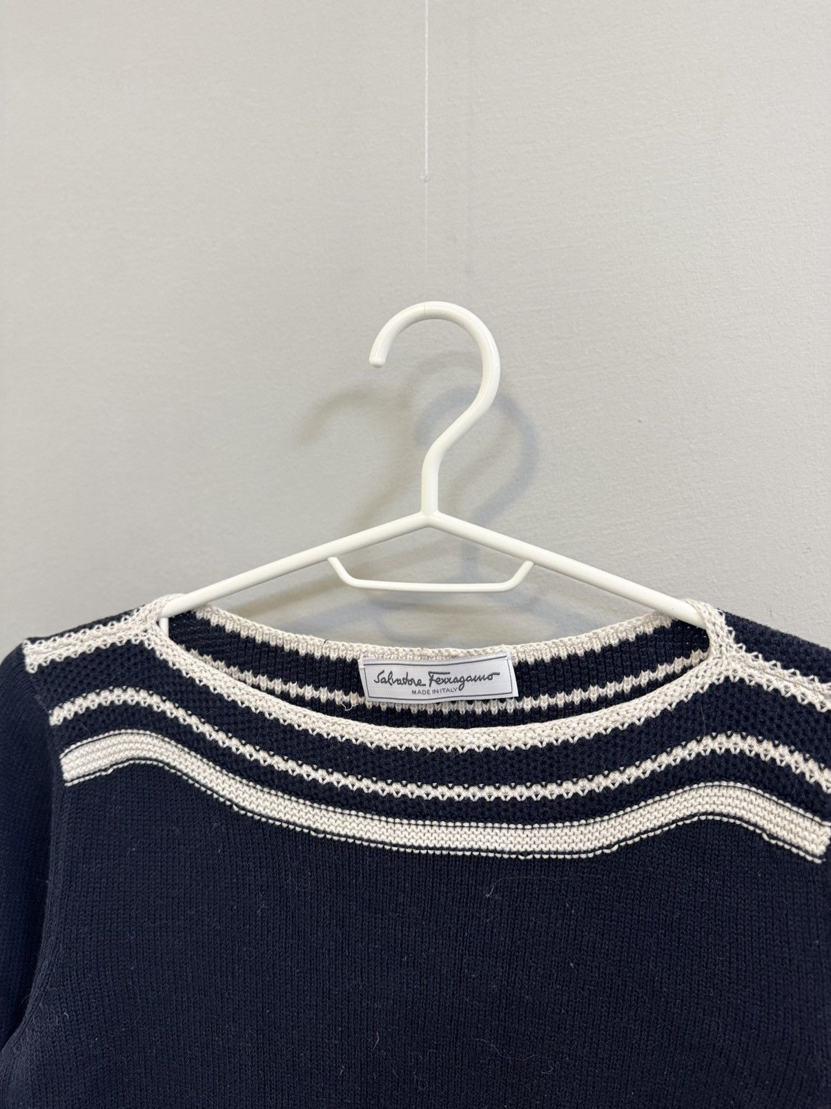 Salvatore Ferragamo × Vintage Vintage Salvatore Ferragamo knitwear sweater Size L / US 10 / IT 46 - 2 Thumbnail