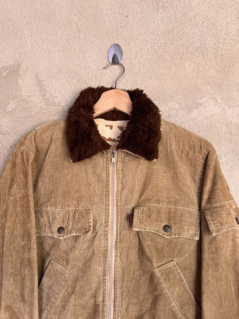Levi's Vintage Clothing Vintage Levis Corduroy Jacket Size US S / EU 44-46 / 1 - 3 Thumbnail