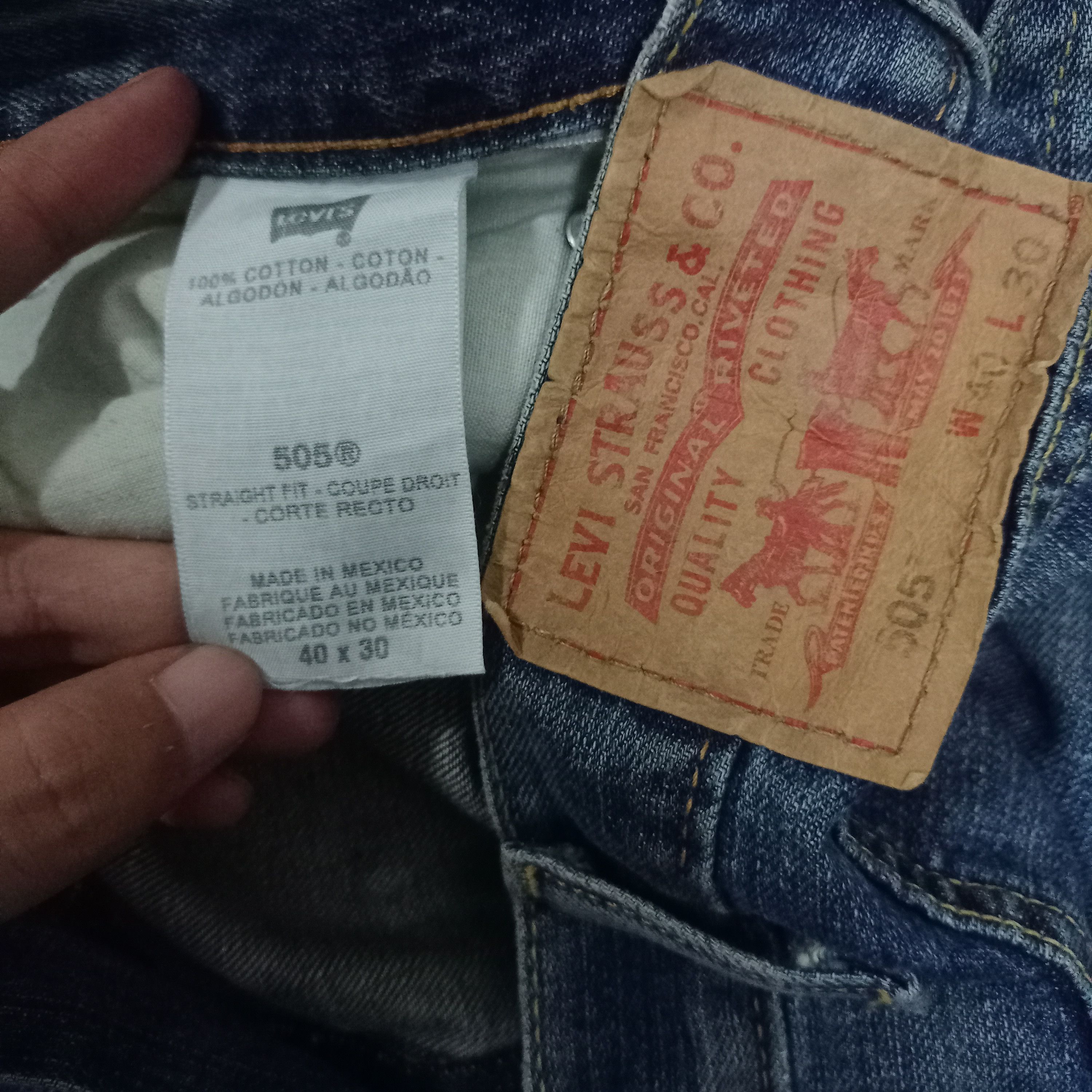 Levi's × Levi's Vintage Clothing Vintage 90s Levis 505 Baggy Blue Wash Wide Jeans Size US 41 - 8 Thumbnail