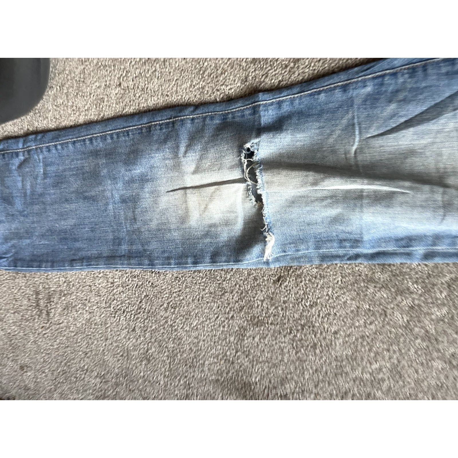 Banana Republic Banana Republic Premium Denim Jeans Straight Leg 28 Women Distressed Blue Cotton Blend Spandex 5-Pocket Regular Mid Rise Belt Loops Inseam 29.5 in Size 28" / US 6 / IT 42 - 5 Thumbnail