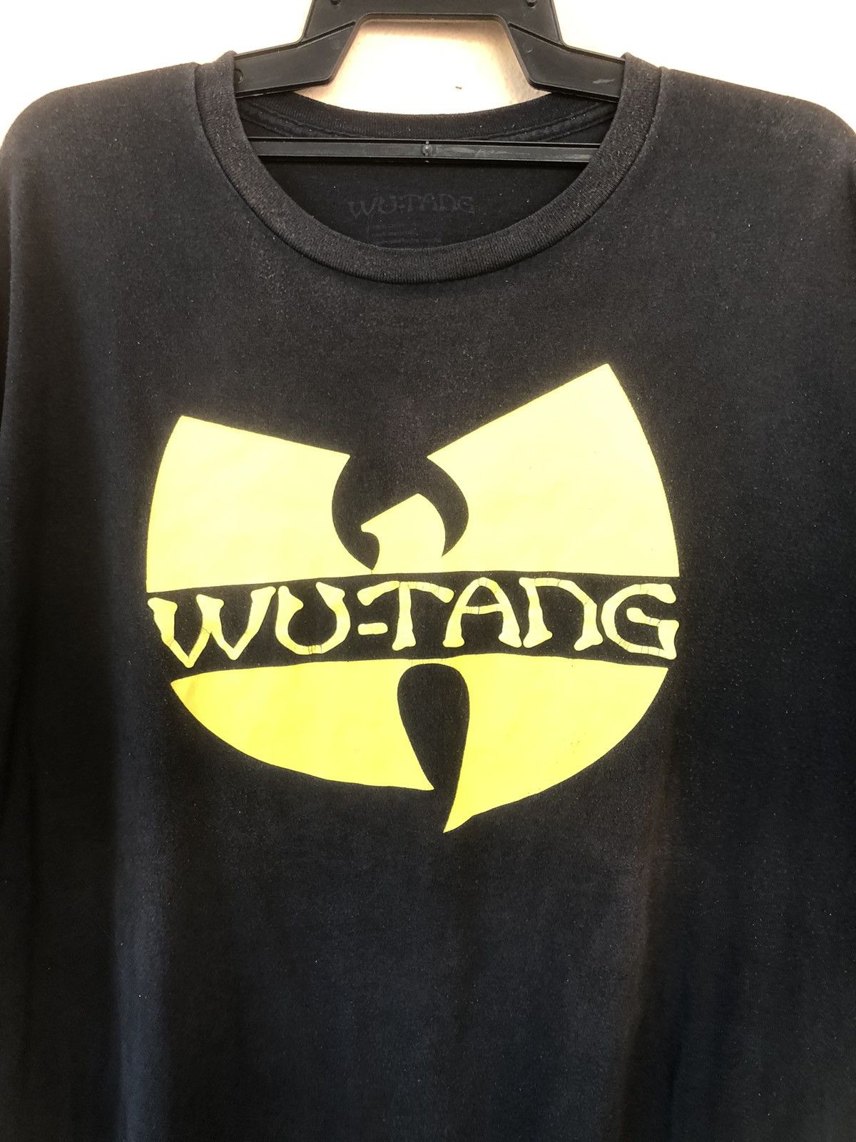 Band Tees × Rap Tees × Wu-Tang Clan WU - TANG Iconic Logo Rap Tee Size US XXL / EU 58 / 5 - 2 Thumbnail