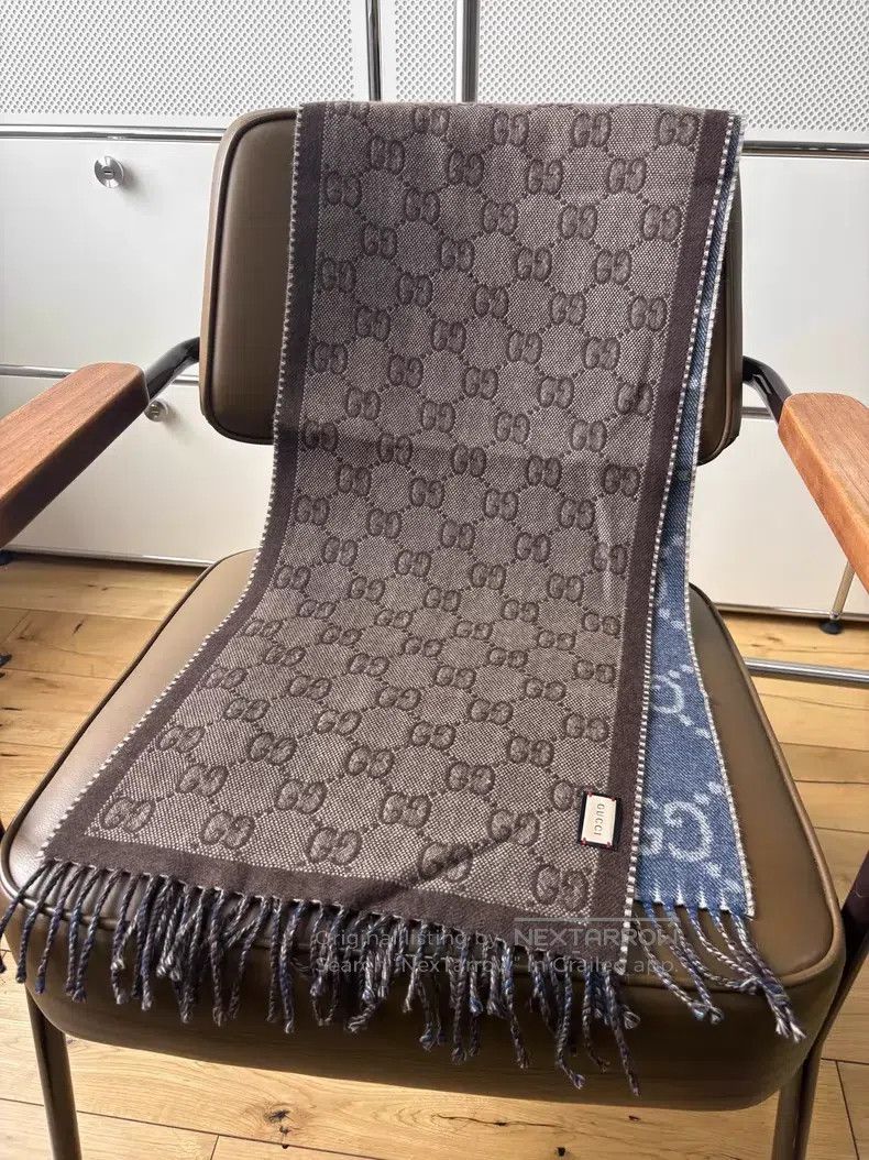 Gucci Gucci Brown and blue old flower full print double-sided sc Size ONE SIZE - 1 Thumbnail