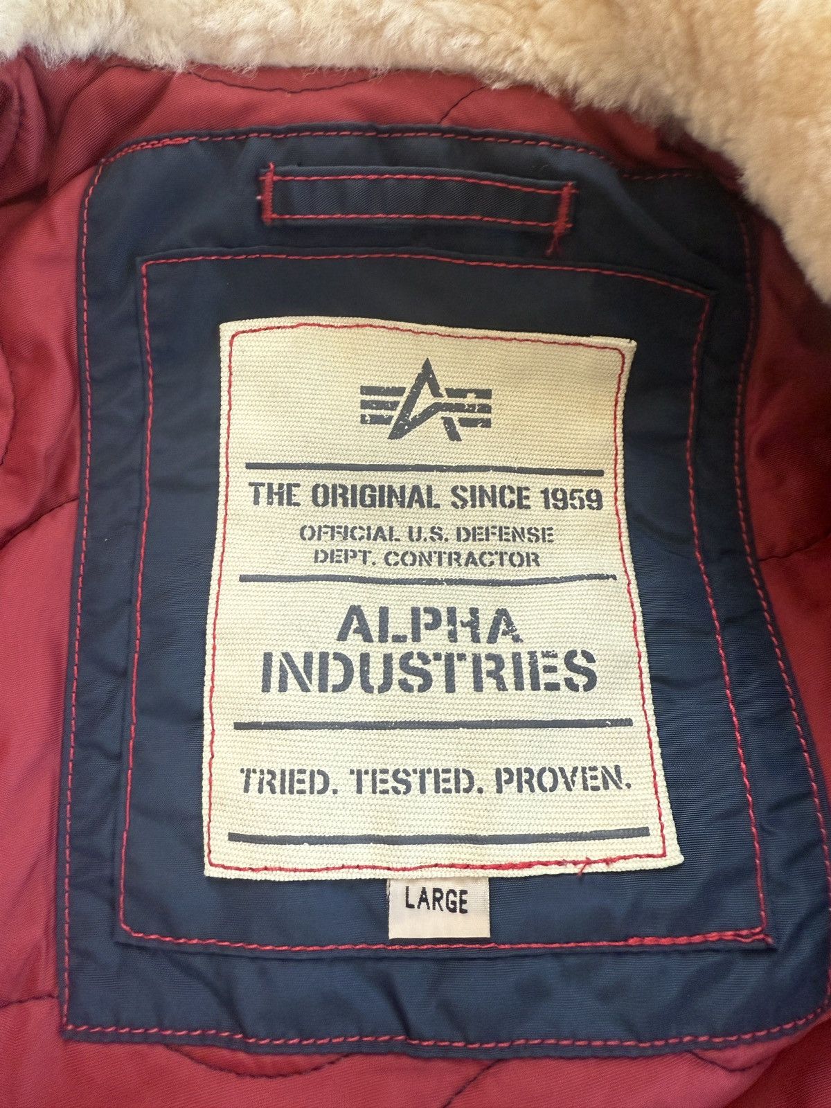Alpha Industries Alpha Industries Sheep Fur Collar Bomber Jacket Size L Size US L / EU 52-54 / 3 - 4 Thumbnail